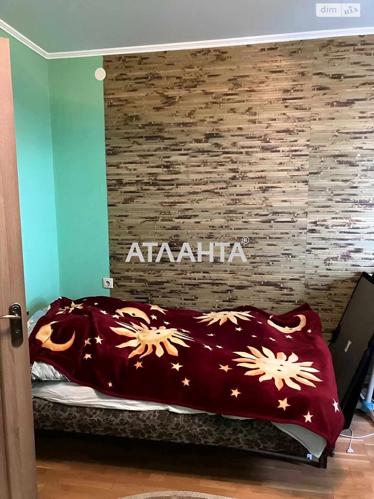 Продаж трикімнатної квартири в Львові, на вул. Хмельницького Богдана, район Шевченківський фото 2 Продаж трикімнатної квартири в Львові, на вул. Хмельницького Богдана, район Шевченківський фото 2