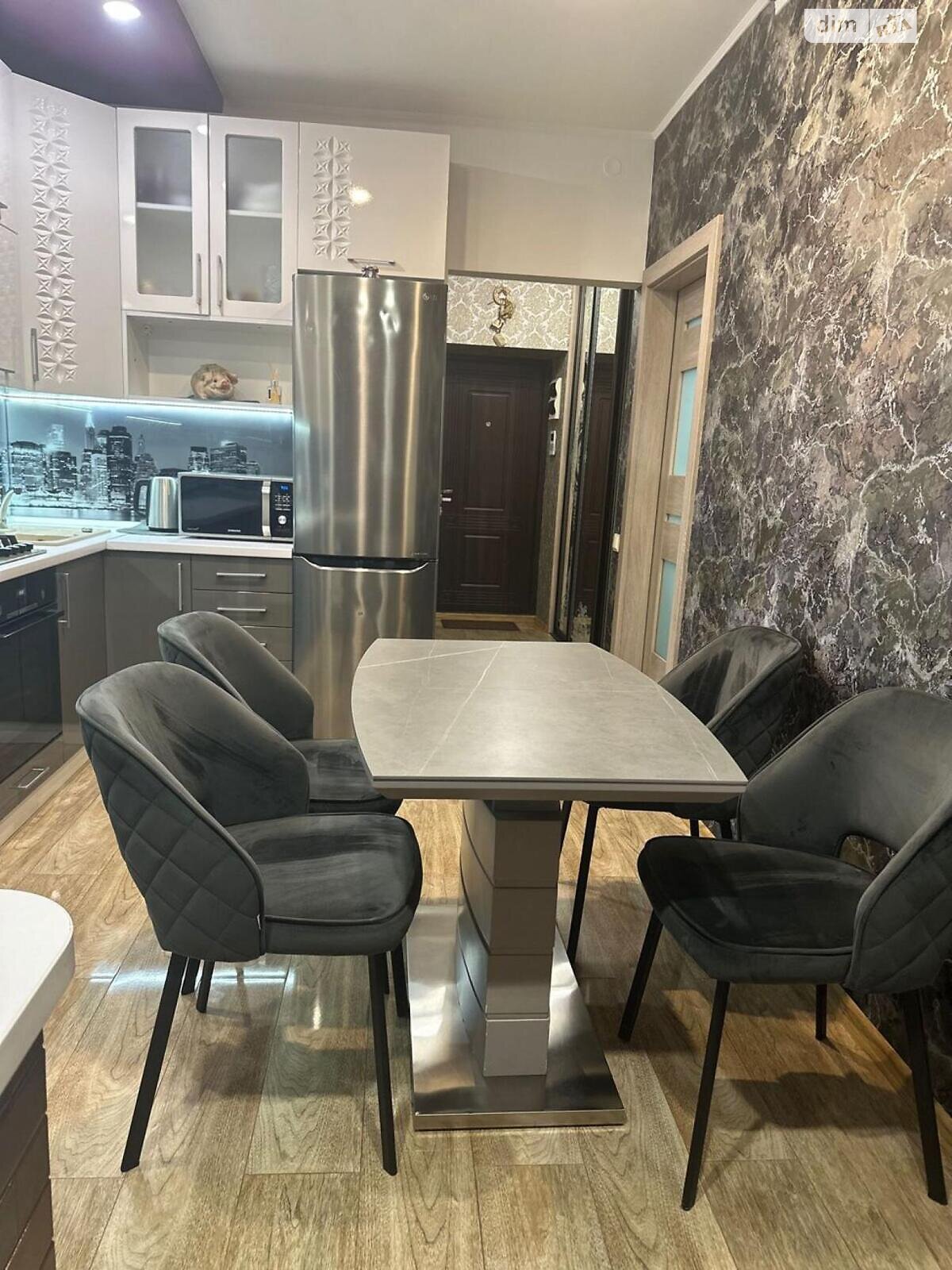 Продажа однокомнатной квартиры в Львове, на ул. Хмельницкого Богдана, район Шевченковский фото 1 Продажа однокомнатной квартиры в Львове, на ул. Хмельницкого Богдана, район Шевченковский фото 1