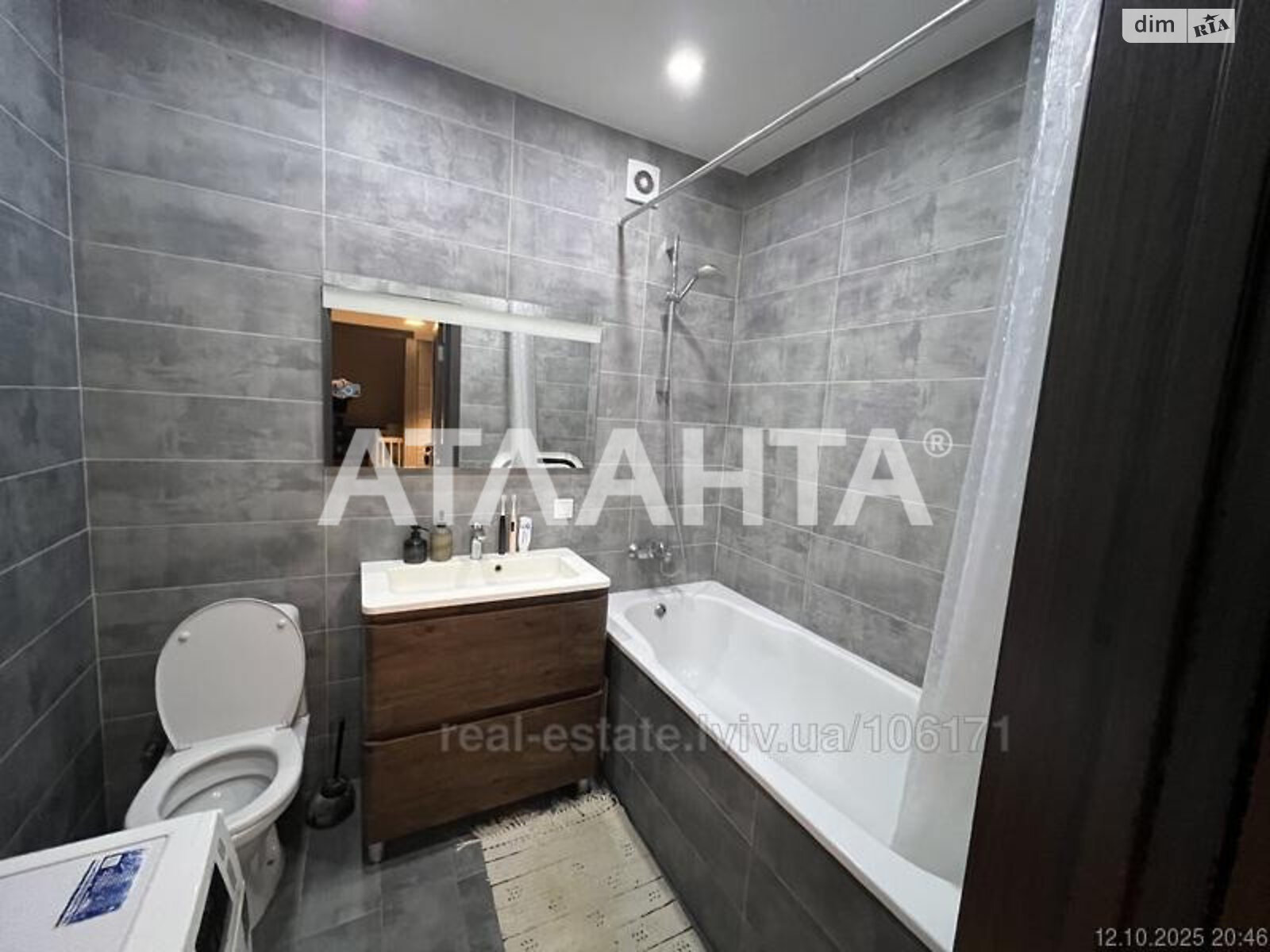 Продаж однокімнатної квартири в Львові, на вул. Хмельницького Богдана, район Личаківський фото 1