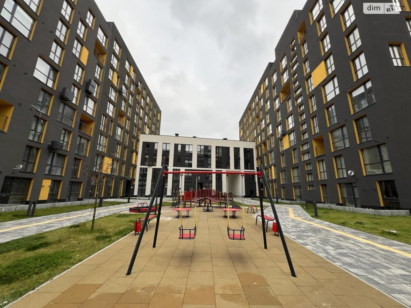 Продажа двухкомнатной квартиры в Львове, на ул. Хмельницкого Богдана 207, район Шевченковский фото 1 Продажа двухкомнатной квартиры в Львове, на ул. Хмельницкого Богдана 207, район Шевченковский фото 1