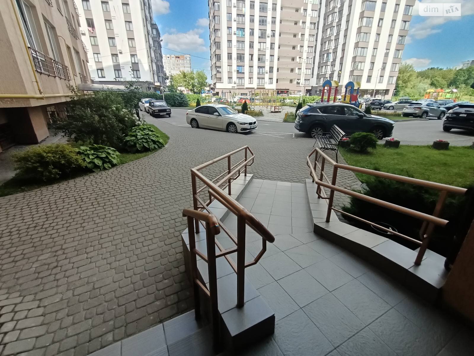 Продажа трехкомнатной квартиры в Львове, на ул. Линкольна Авраама 6, район Шевченковский фото 1 Продажа трехкомнатной квартиры в Львове, на ул. Линкольна Авраама 6, район Шевченковский фото 1
