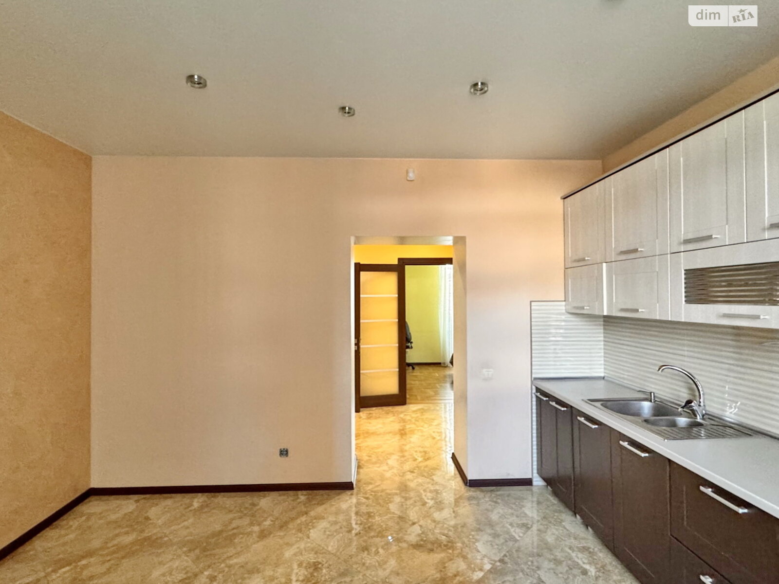 Продаж двокімнатної квартири в Львові, на вул. Княгині Ольги 5Б, район Шевченківський фото 1 Продаж двокімнатної квартири в Львові, на вул. Княгині Ольги 5Б, район Шевченківський фото 1