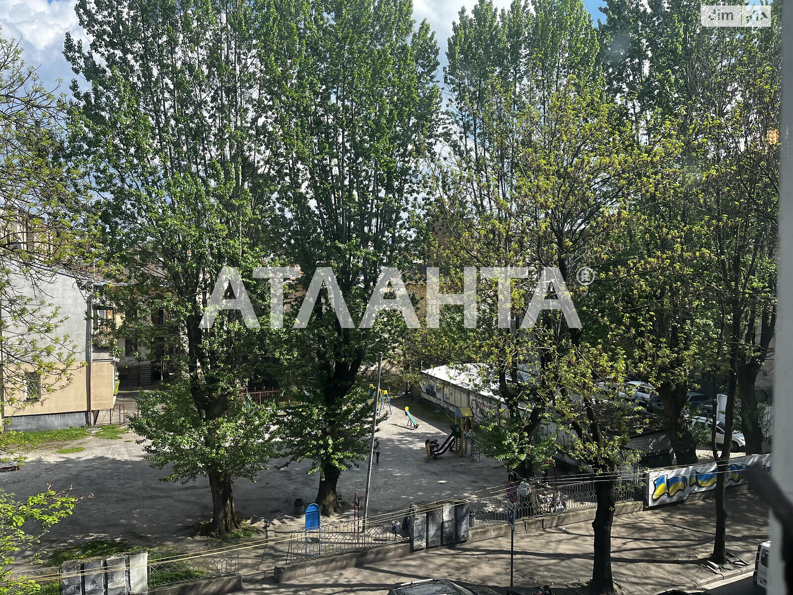 Продаж чотирикімнатної квартири в Львові, на вул. Конопницької, район Личаківський фото 1 Продаж чотирикімнатної квартири в Львові, на вул. Конопницької, район Личаківський фото 1