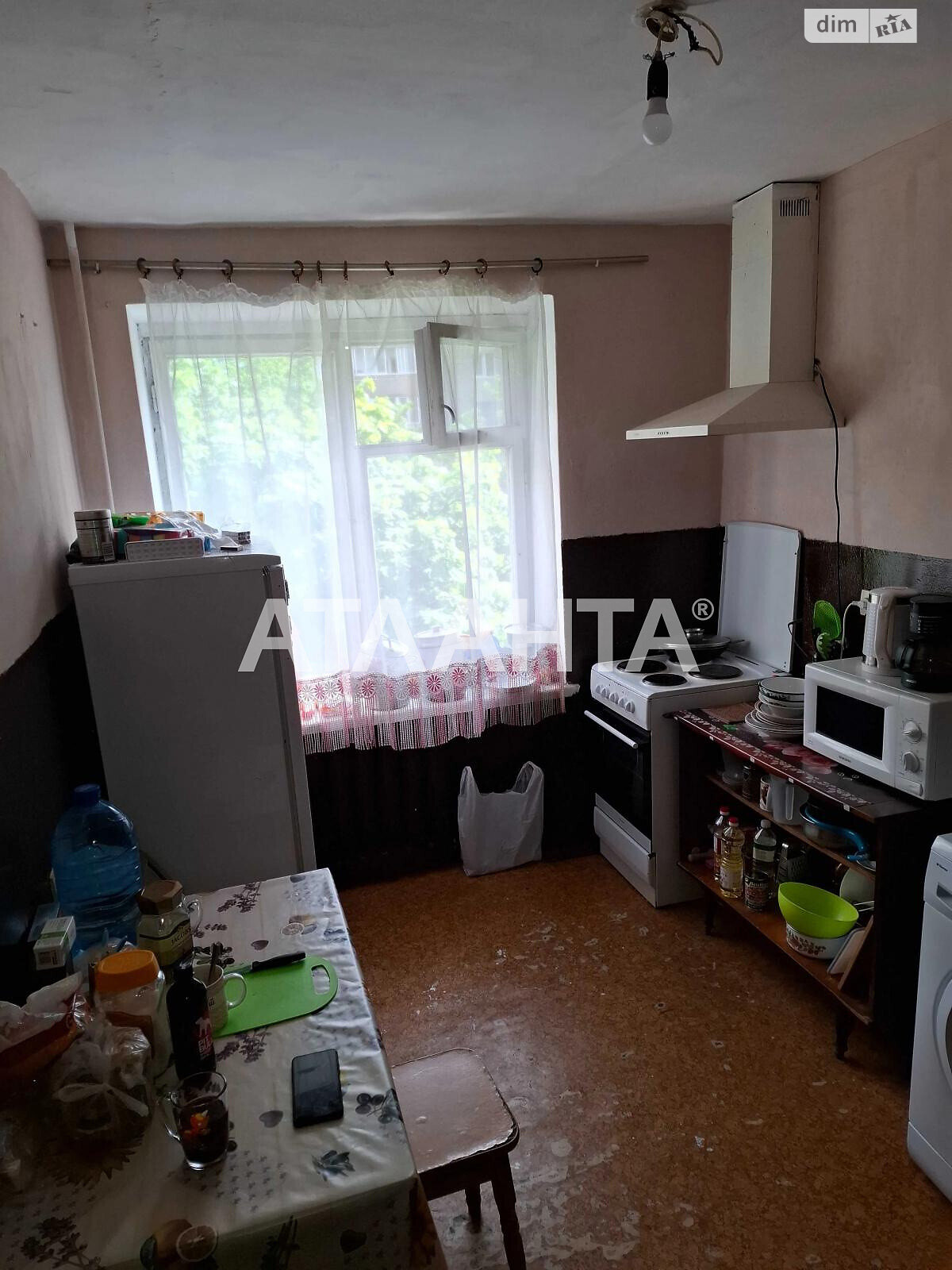 Продаж трикімнатної квартири в Львові, на вул. Кошиця, район Шевченківський фото 1 Продаж трикімнатної квартири в Львові, на вул. Кошиця, район Шевченківський фото 1