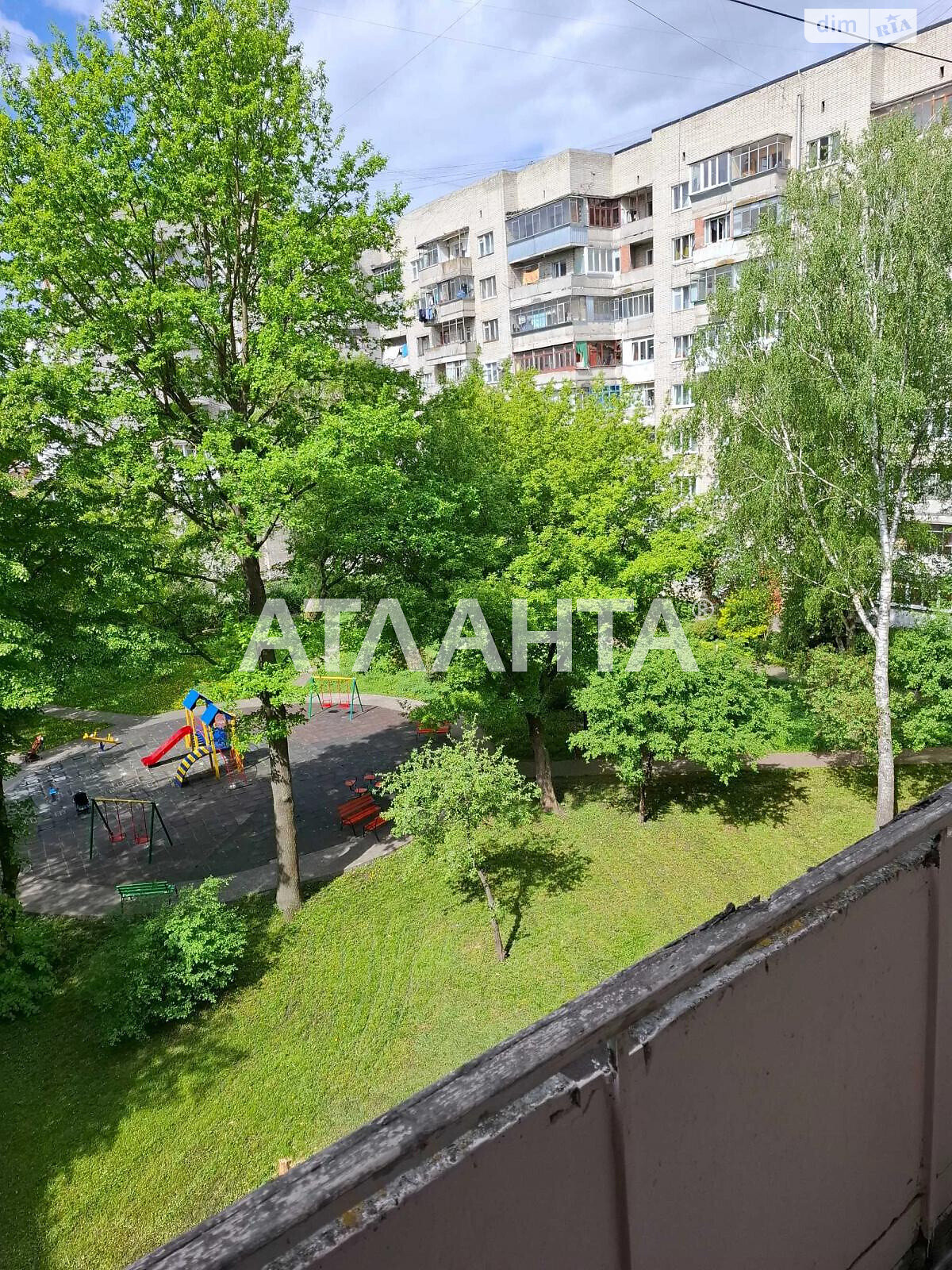 Продаж трикімнатної квартири в Львові, на вул. Кошиця, район Шевченківський фото 1 Продаж трикімнатної квартири в Львові, на вул. Кошиця, район Шевченківський фото 1