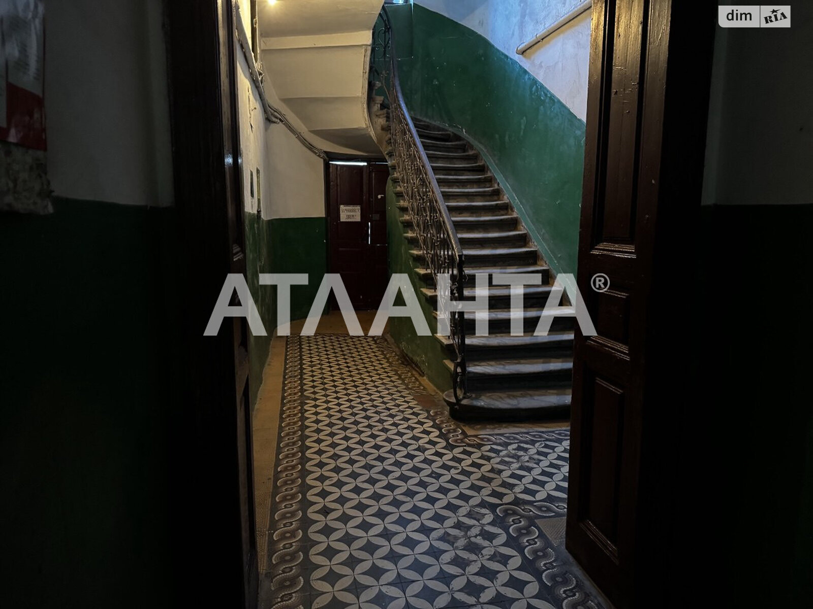 Продаж двокімнатної квартири в Львові, на вул. Крехівська, район Шевченківський фото 2 Продаж двокімнатної квартири в Львові, на вул. Крехівська, район Шевченківський фото 2