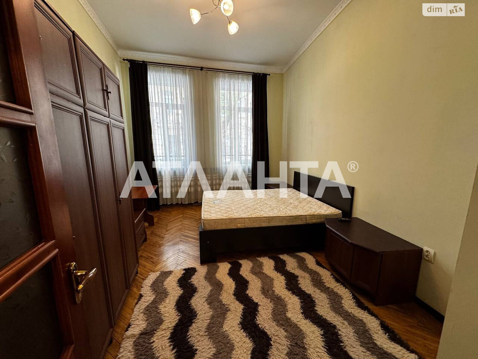 Продаж двокімнатної квартири в Львові, на вул. Крехівська, район Шевченківський фото 2 Продаж двокімнатної квартири в Львові, на вул. Крехівська, район Шевченківський фото 2