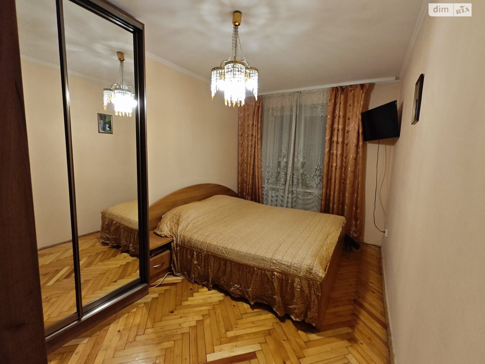 Продаж чотирикімнатної квартири в Львові, на вул. Липи Юрія, район Шевченківський фото 1 Продаж чотирикімнатної квартири в Львові, на вул. Липи Юрія, район Шевченківський фото 1