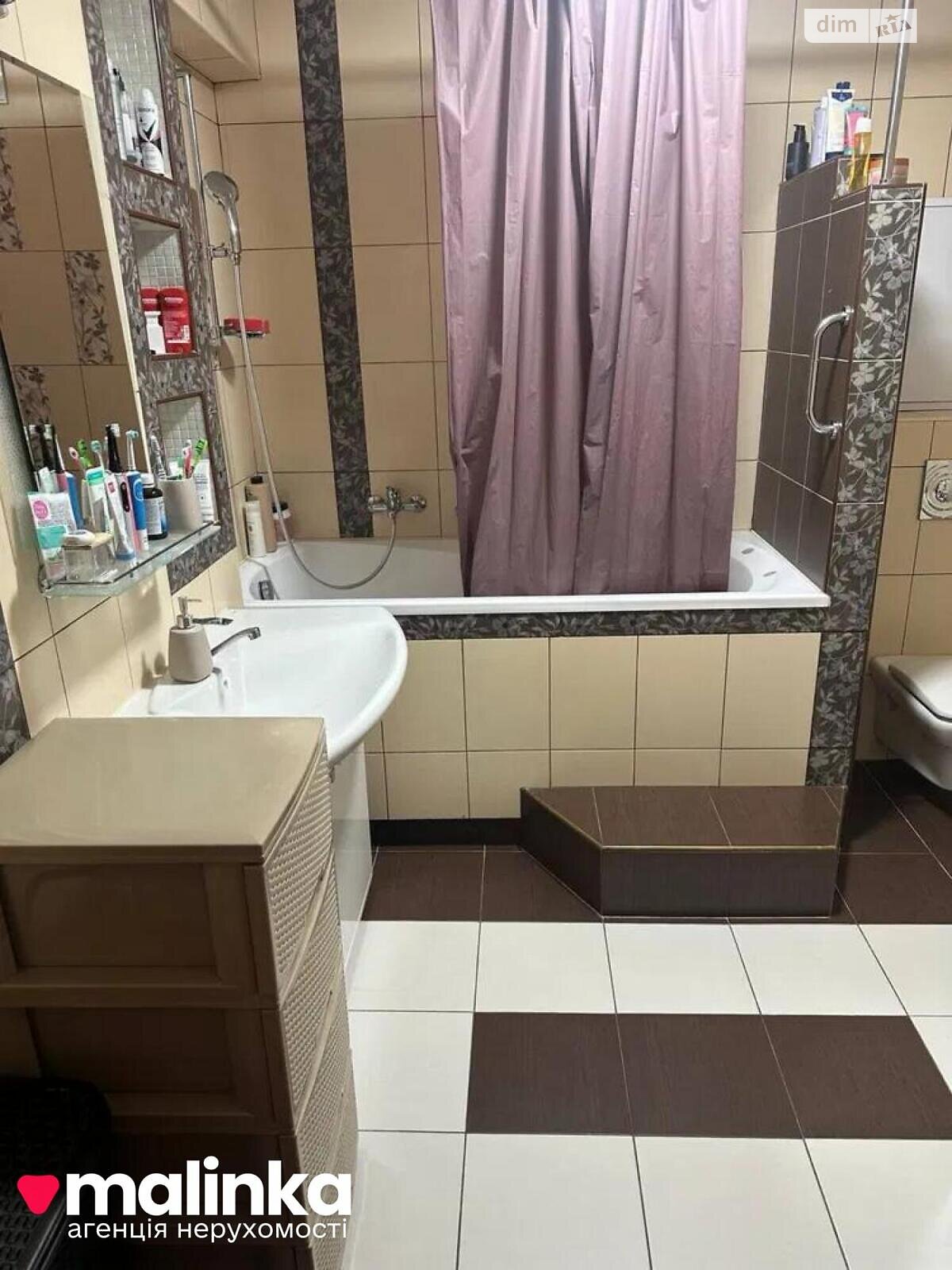 Продажа трехкомнатной квартиры в Львове, на ул. Липы Юрия 12, район Шевченковский фото 1