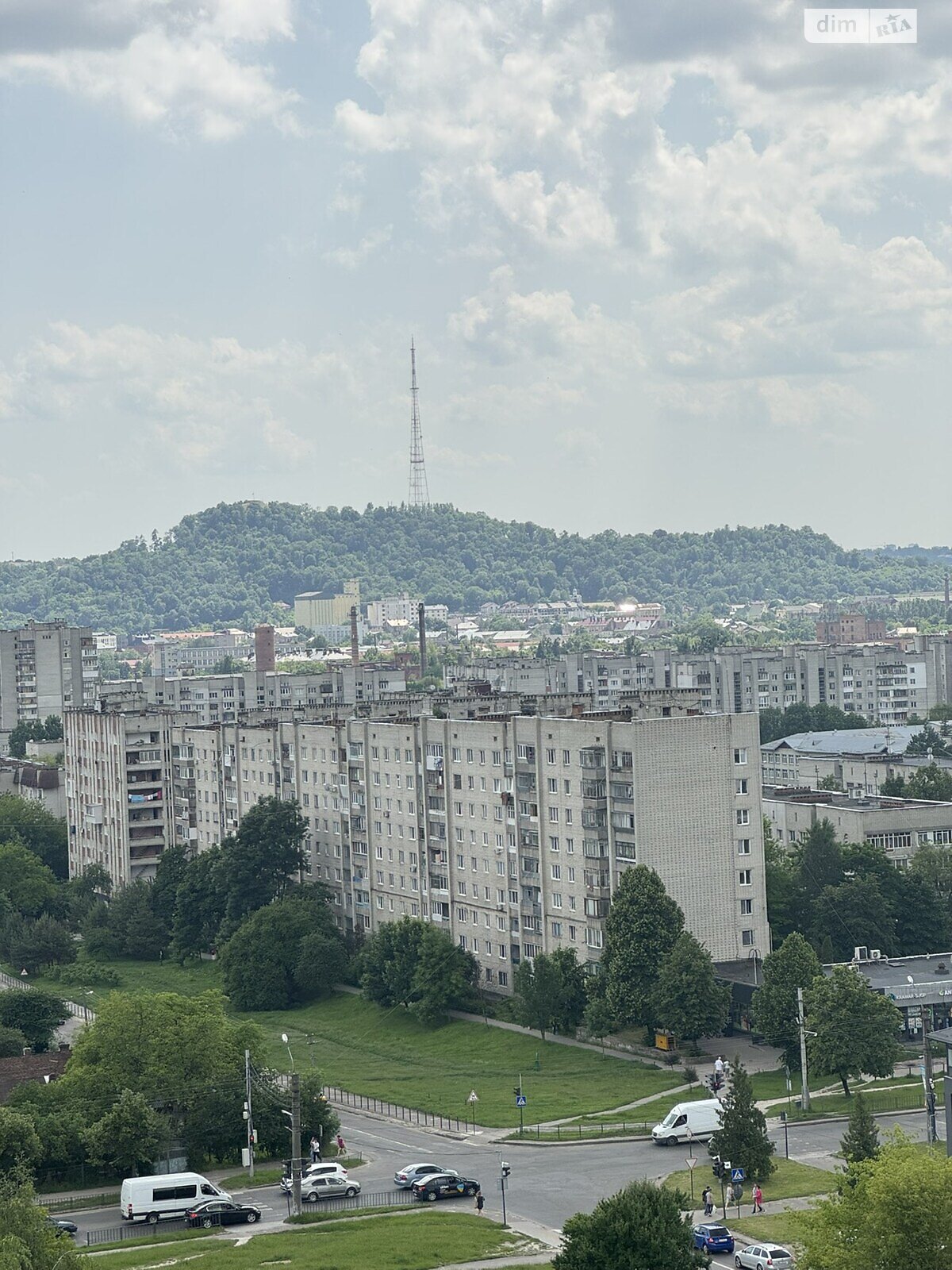 Продажа трехкомнатной квартиры в Львове, на ул. Миколайчука 4, район Шевченковский фото 1