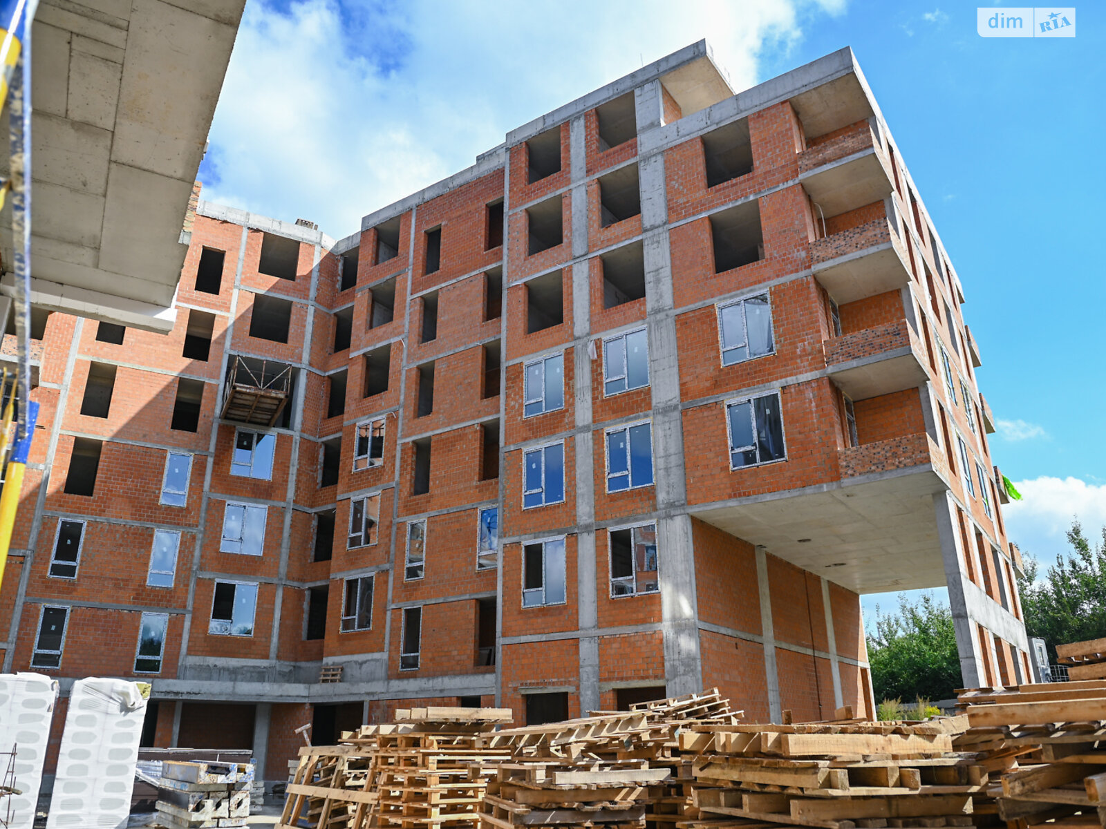 Продажа трехкомнатной квартиры в Львове, на ул. Миколайчука 17, район Замарстынов фото 1 Продажа трехкомнатной квартиры в Львове, на ул. Миколайчука 17, район Замарстынов фото 1