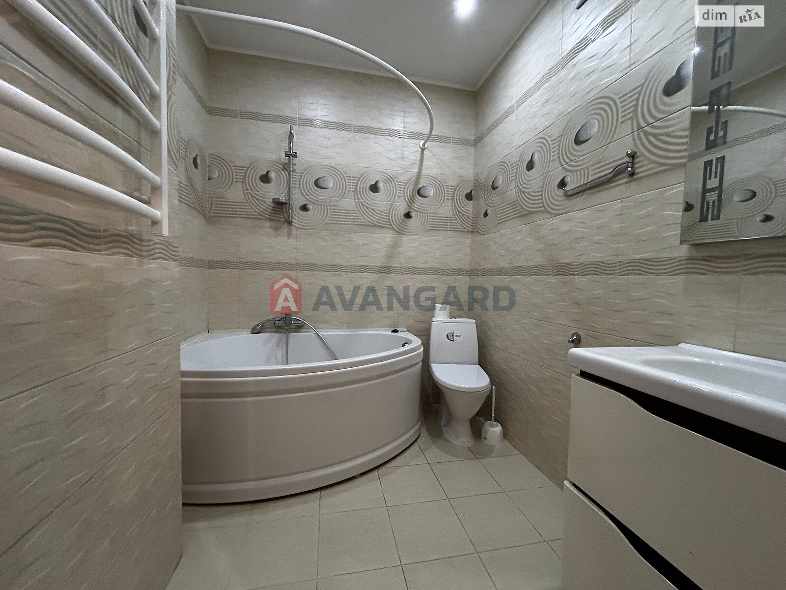 Продажа трехкомнатной квартиры в Львове, на ул. Панча Петра 18Б, район Шевченковский фото 1 Продажа трехкомнатной квартиры в Львове, на ул. Панча Петра 18Б, район Шевченковский фото 1