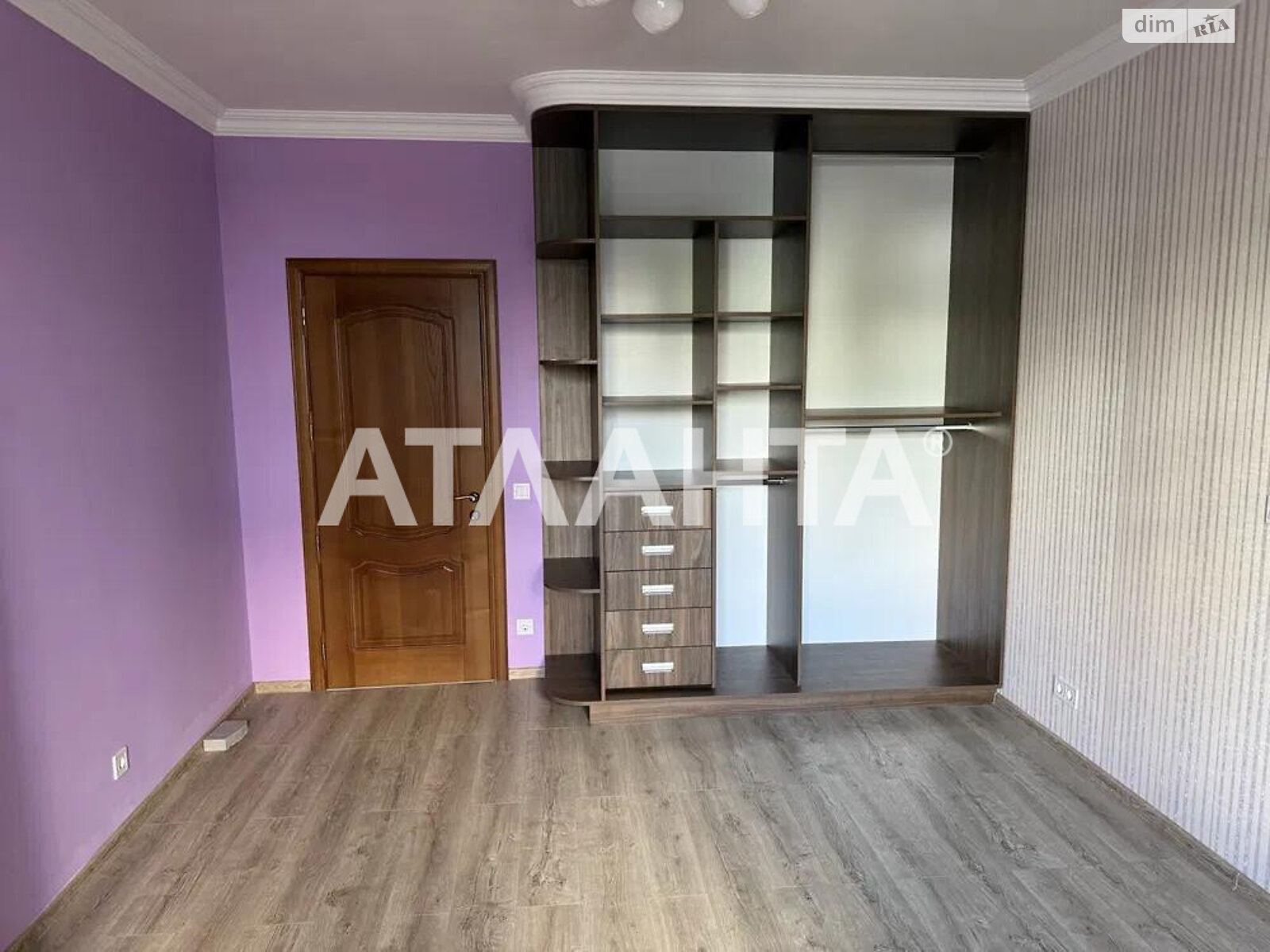 Продаж трикімнатної квартири в Львові, на вул. Плугова, район Шевченківський фото 1 Продаж трикімнатної квартири в Львові, на вул. Плугова, район Шевченківський фото 1