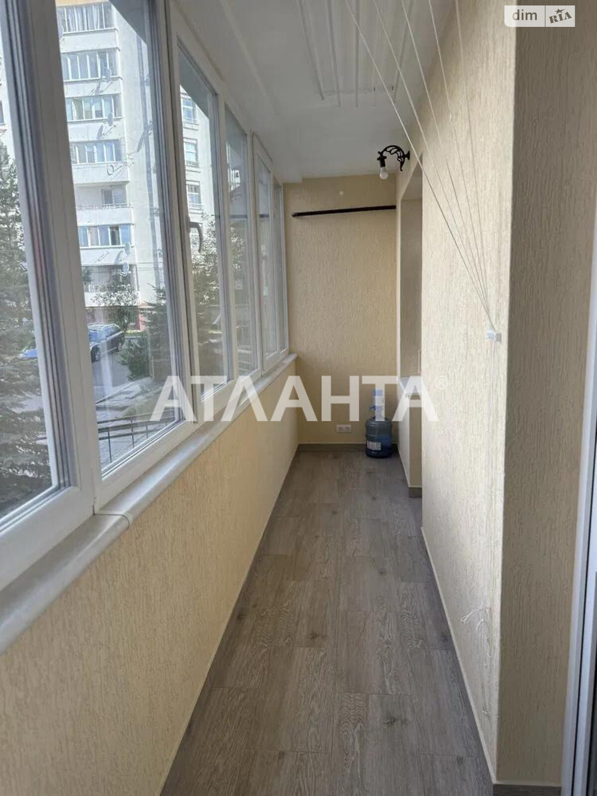 Продаж трикімнатної квартири в Львові, на вул. Плугова, район Шевченківський фото 1 Продаж трикімнатної квартири в Львові, на вул. Плугова, район Шевченківський фото 1