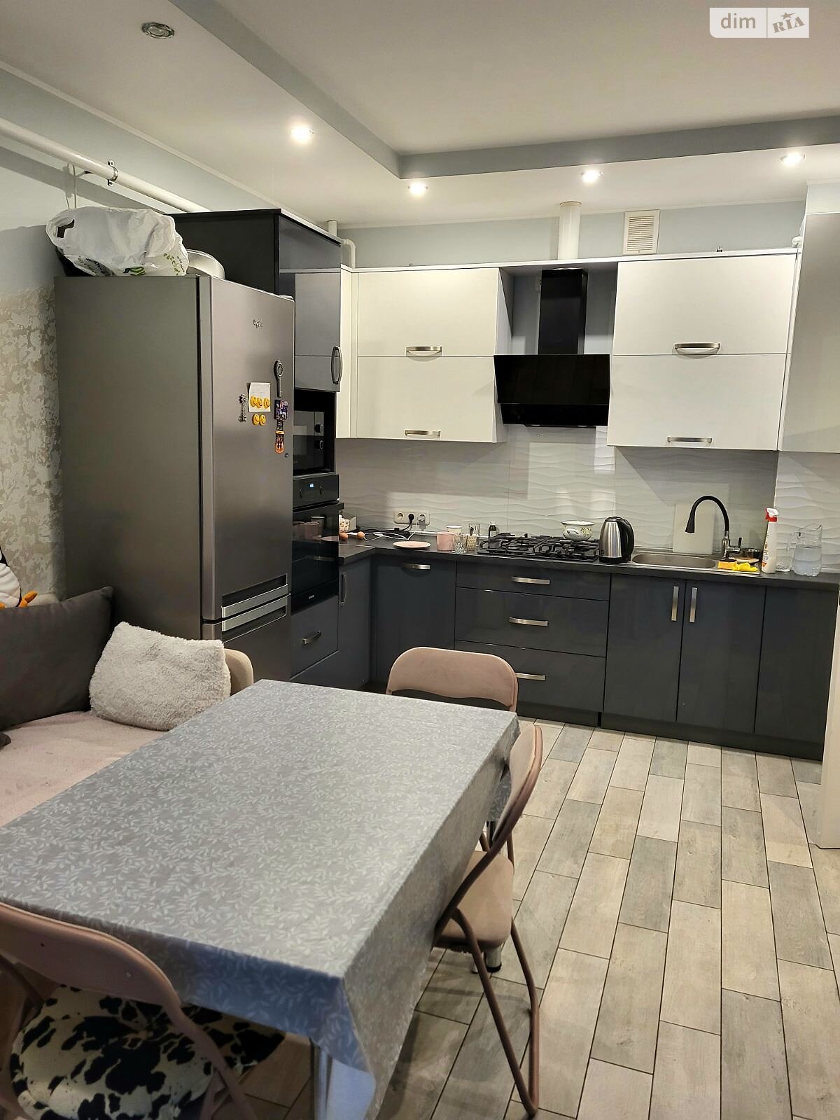 Продаж двокімнатної квартири в Львові, на вул. Шевченка Тараса, район Шевченківський фото 1