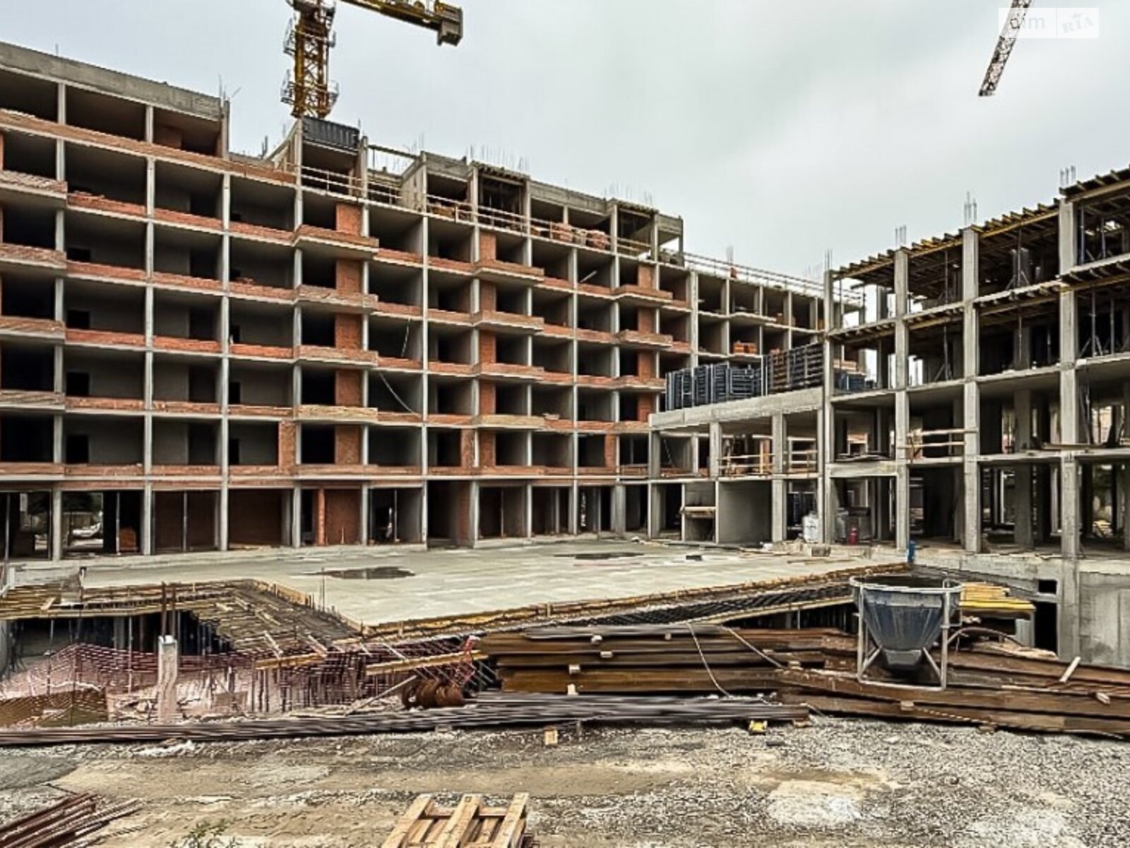 Продаж трикімнатної квартири в Львові, на вул. В'ячеслава Липинського, район Голоско фото 1