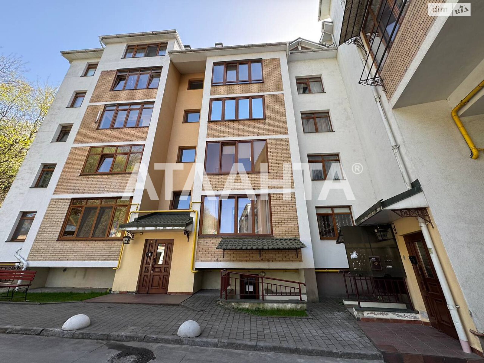 Продажа двухкомнатной квартиры в Львове, на ул. Замарстиновская, район Шевченковский фото 2 Продажа двухкомнатной квартиры в Львове, на ул. Замарстиновская, район Шевченковский фото 2