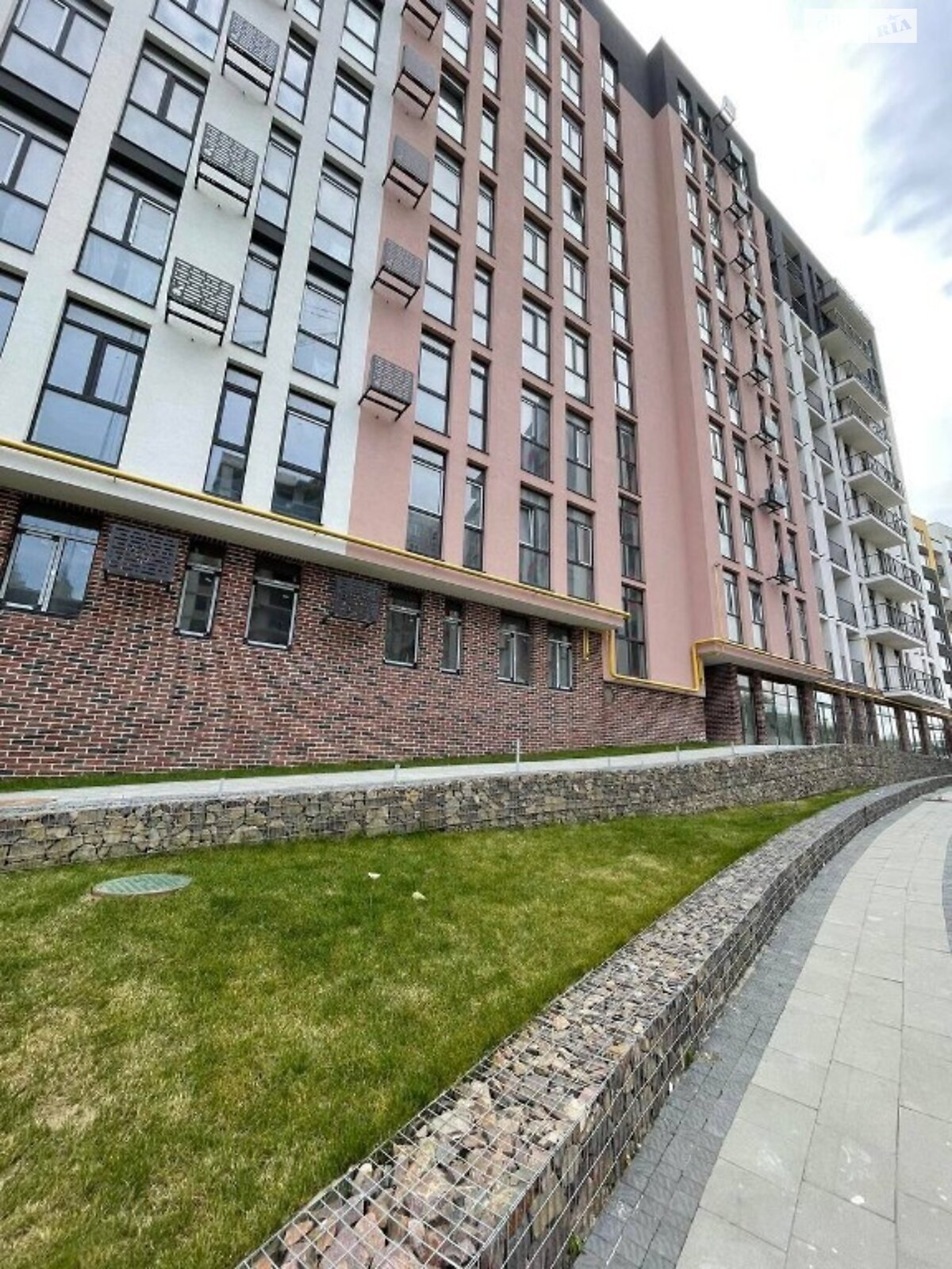 Продаж двокімнатної квартири в Львові, на вул. Під Голоском, район Шевченківський фото 1 Продаж двокімнатної квартири в Львові, на вул. Під Голоском, район Шевченківський фото 1