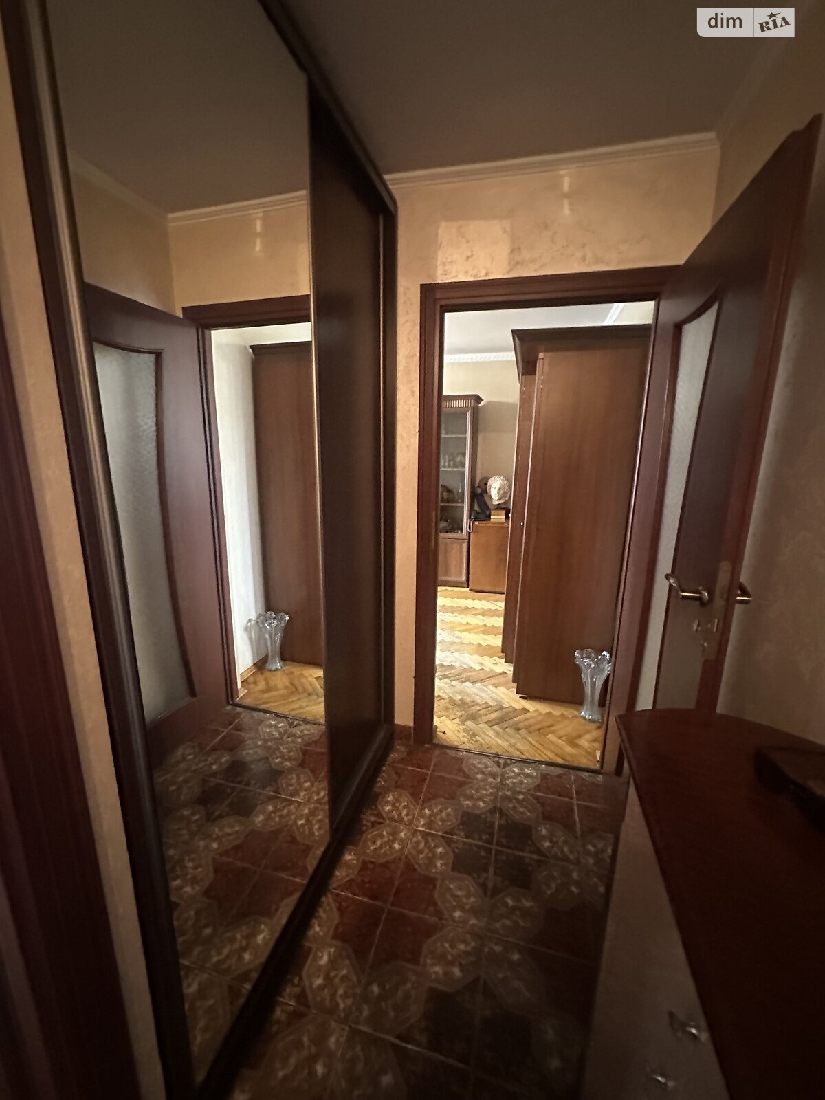 Продаж трикімнатної квартири в Львові, на вул. Виговського Івана, район Сигнівка фото 1 Продаж трикімнатної квартири в Львові, на вул. Виговського Івана, район Сигнівка фото 1