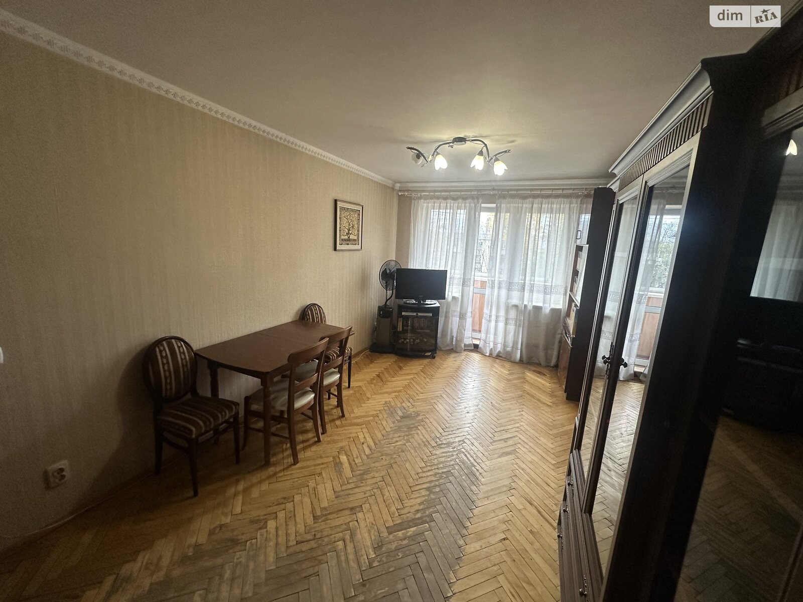 Продаж трикімнатної квартири в Львові, на вул. Виговського Івана, район Сигнівка фото 1 Продаж трикімнатної квартири в Львові, на вул. Виговського Івана, район Сигнівка фото 1