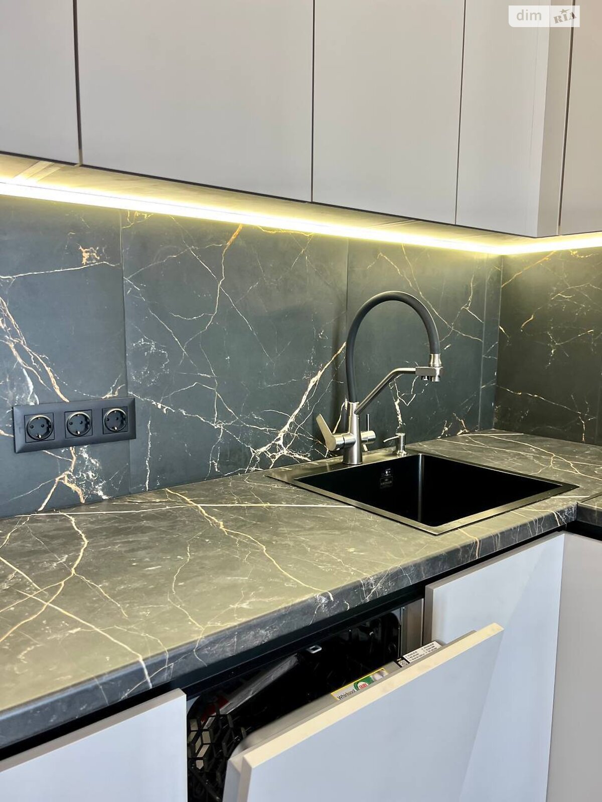 Продаж однокімнатної квартири в Львові, на вул. Щирецька 30, район Скнилівок фото 1