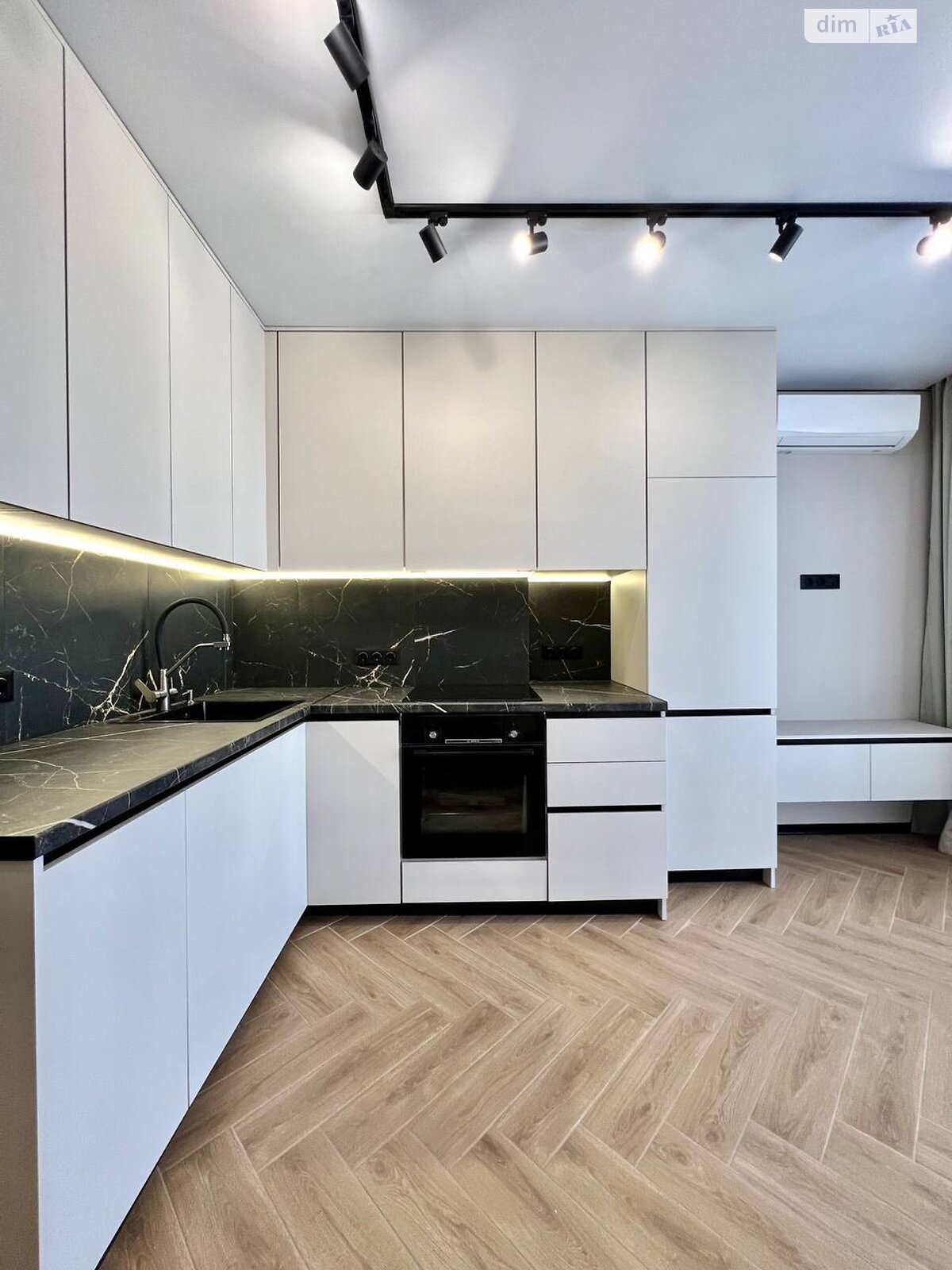 Продаж однокімнатної квартири в Львові, на вул. Щирецька 30, район Скнилівок фото 1