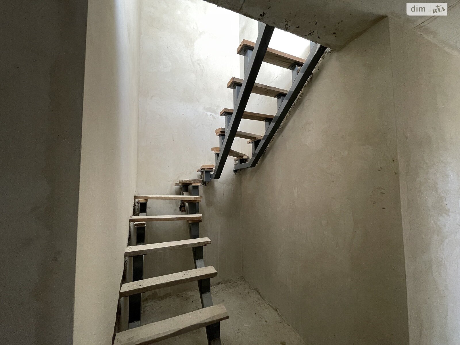 Продаж чотирикімнатної квартири в Львові, на вул. Щирецька 23, район Скнилівок фото 1