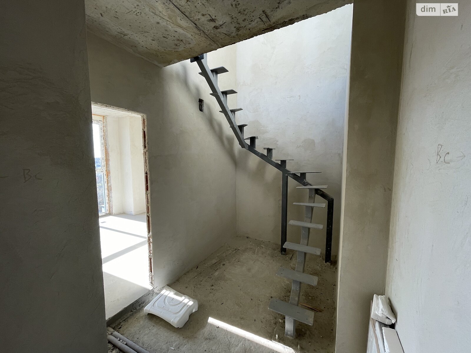 Продаж чотирикімнатної квартири в Львові, на вул. Щирецька 55, район Скнилівок фото 1