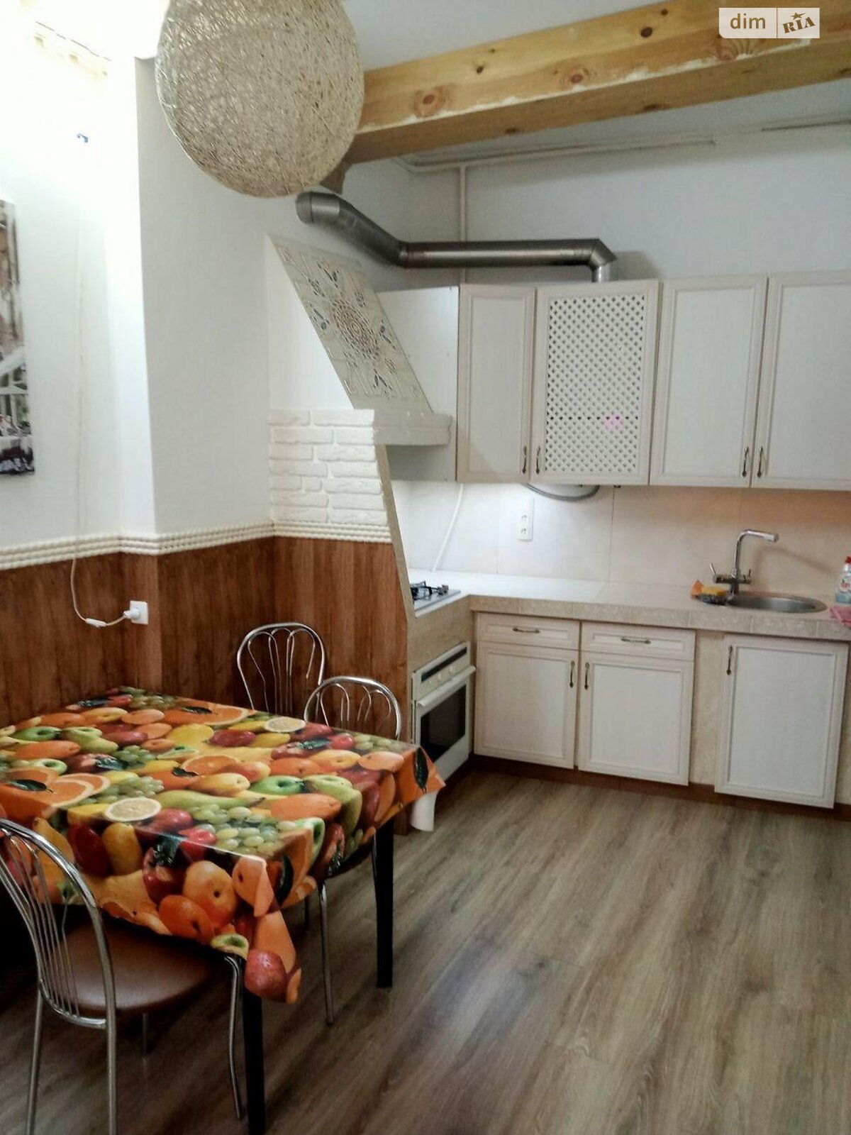 Продаж однокімнатної квартири в Львові, на вул. Гавришкевича 8, район Площа Ринок фото 1 Продаж однокімнатної квартири в Львові, на вул. Гавришкевича 8, район Площа Ринок фото 1