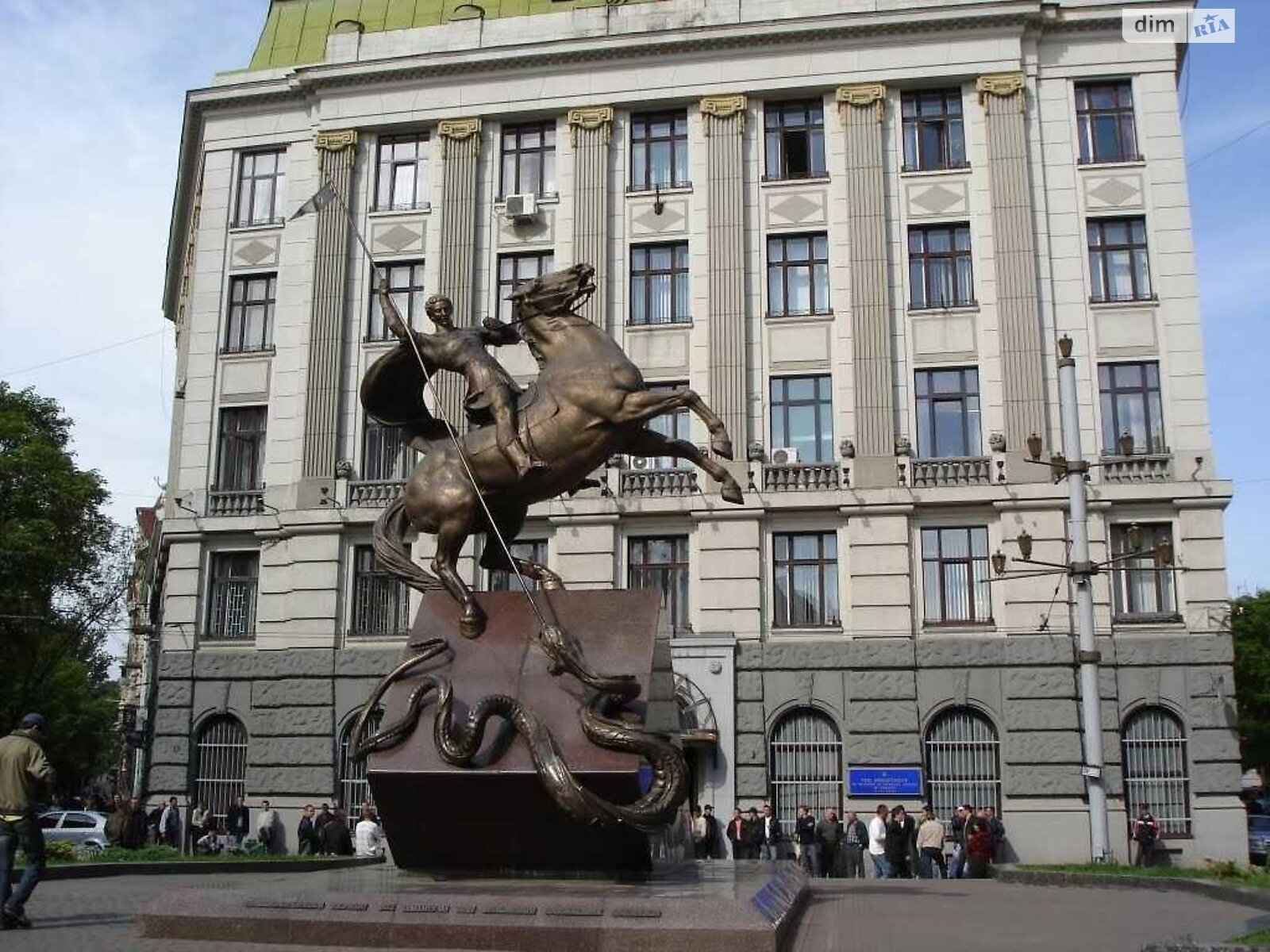 Продажа пятикомнатной квартиры в Львове, на пл. Генерала Петра Григоренко 4, район Снопков фото 1 Продажа пятикомнатной квартиры в Львове, на пл. Генерала Петра Григоренко 4, район Снопков фото 1