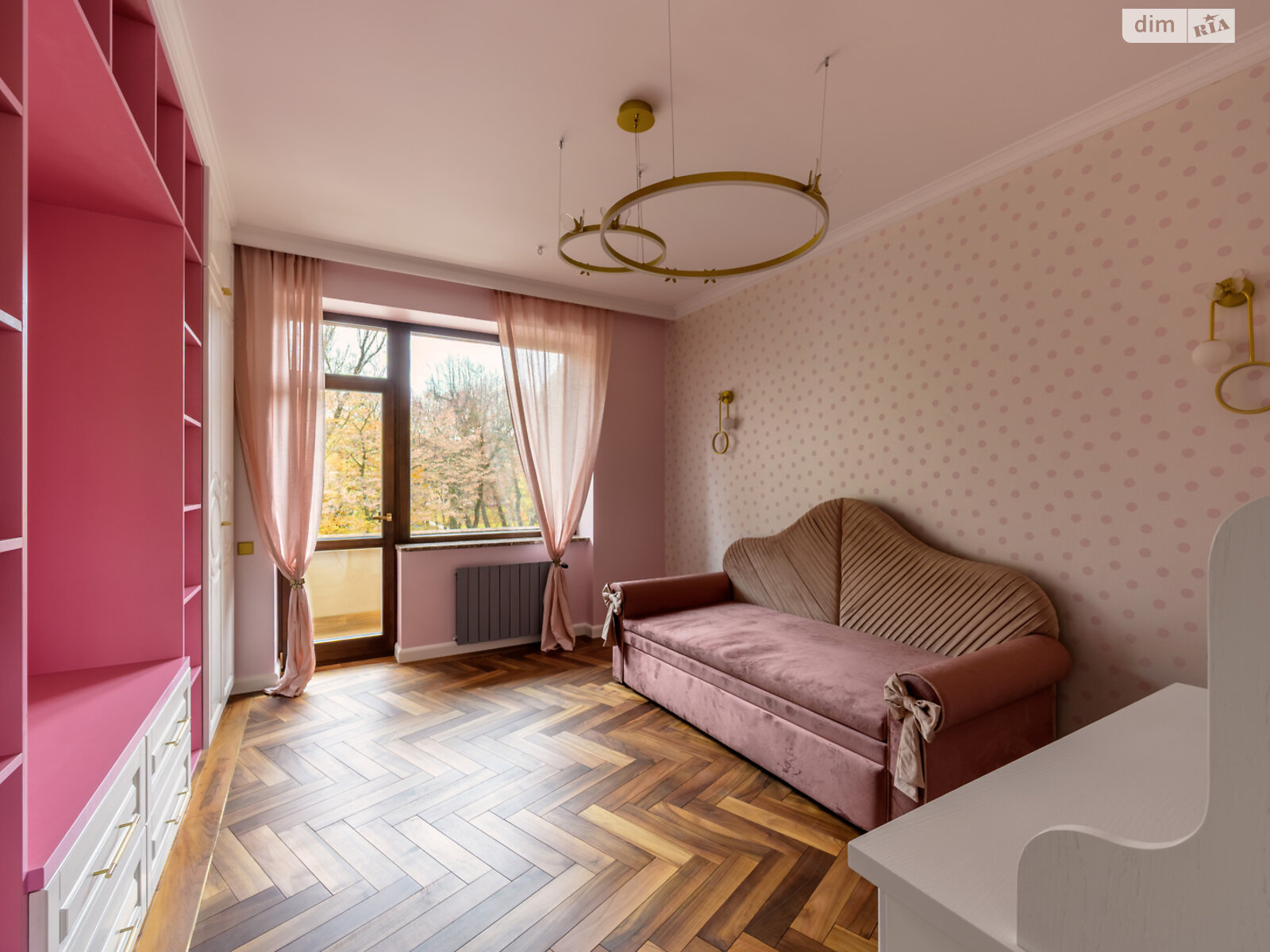 Продаж чотирикімнатної квартири в Львові, на вул. Самчука Уласа 13, район Софіївка (Галицький) фото 1