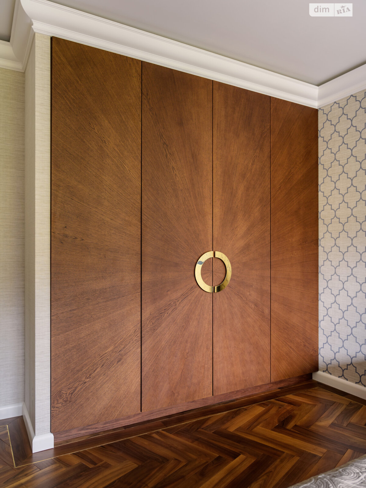 Продаж чотирикімнатної квартири в Львові, на вул. Самчука Уласа 13, район Софіївка (Галицький) фото 1