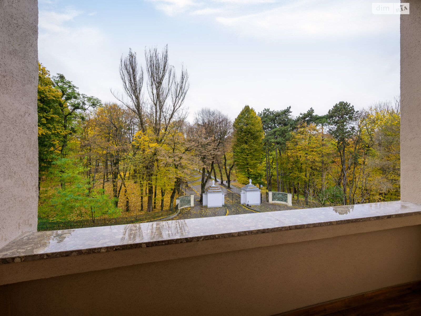 Продаж чотирикімнатної квартири в Львові, на вул. Самчука Уласа 13, район Софіївка (Галицький) фото 1