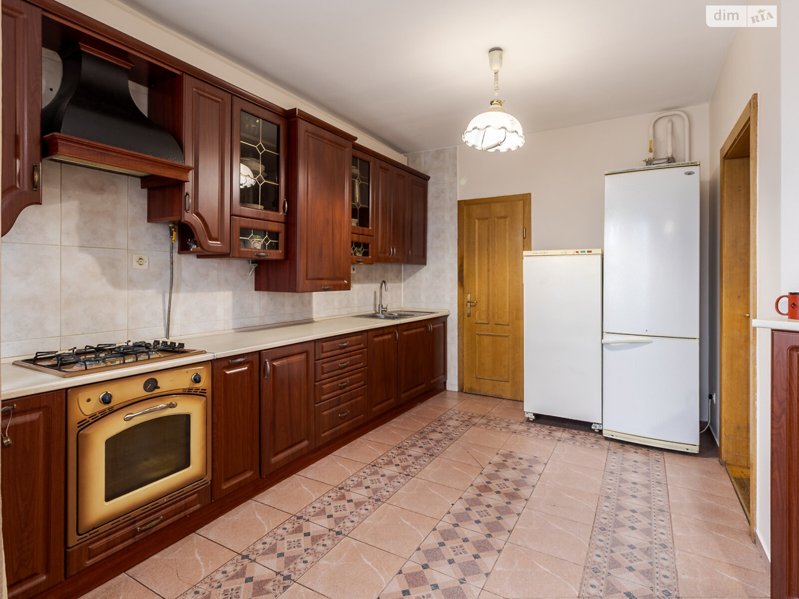 Продажа пятикомнатной квартиры в Львове, на ул. Свенцицкого Иллариона 18, район Софиевка (Галицкий) фото 1