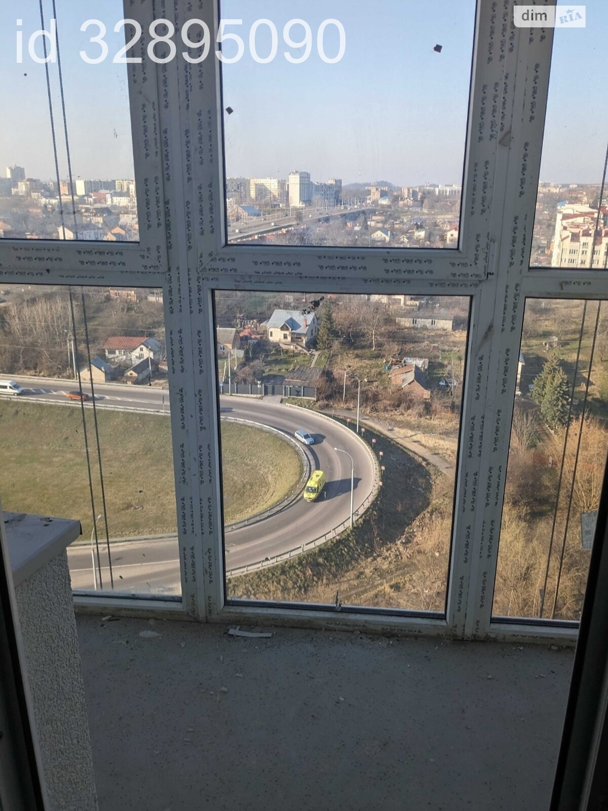 Продажа трехкомнатной квартиры в Львове, на ул. Бережанская, район Сыхов фото 1 Продажа трехкомнатной квартиры в Львове, на ул. Бережанская, район Сыхов фото 1