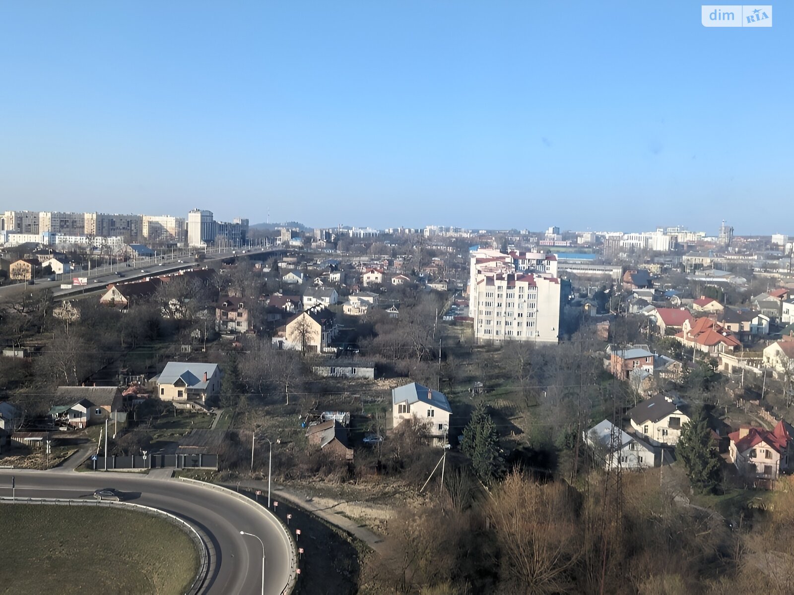 Продажа трехкомнатной квартиры в Львове, на ул. Бережанская, район Сыхов фото 1 Продажа трехкомнатной квартиры в Львове, на ул. Бережанская, район Сыхов фото 1