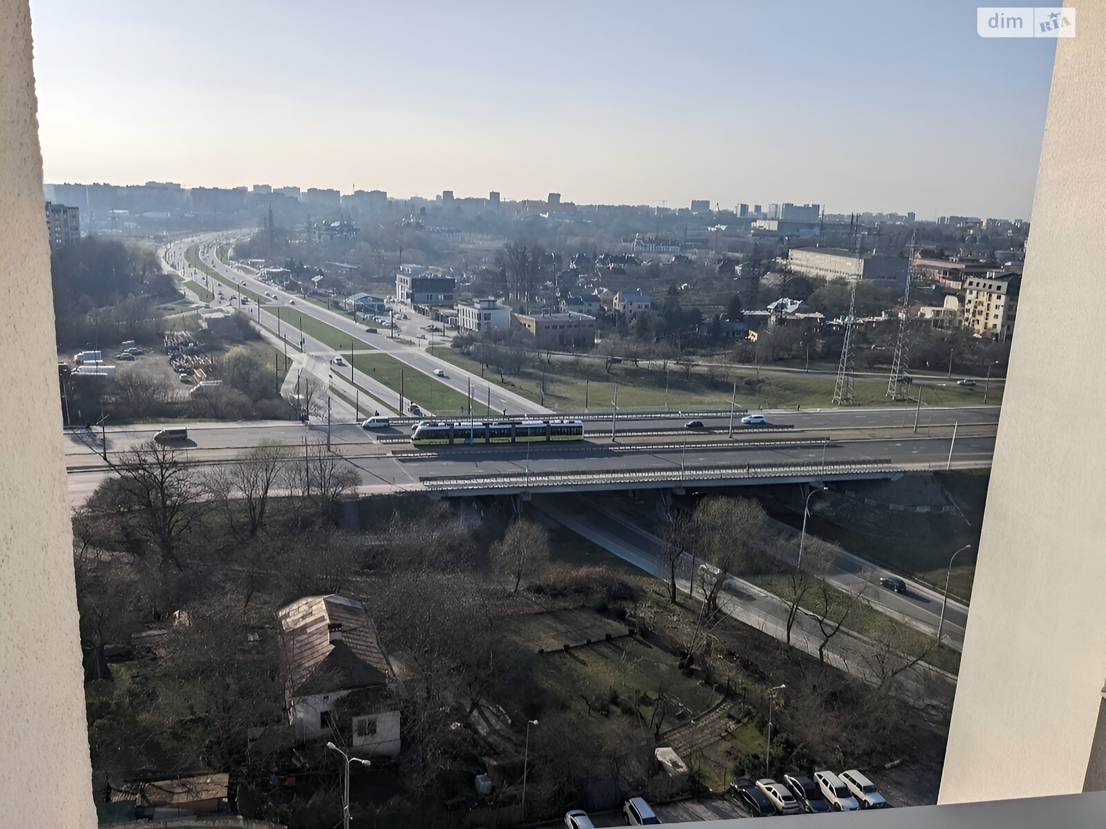 Продажа трехкомнатной квартиры в Львове, на ул. Бережанская, район Сыхов фото 1 Продажа трехкомнатной квартиры в Львове, на ул. Бережанская, район Сыхов фото 1
