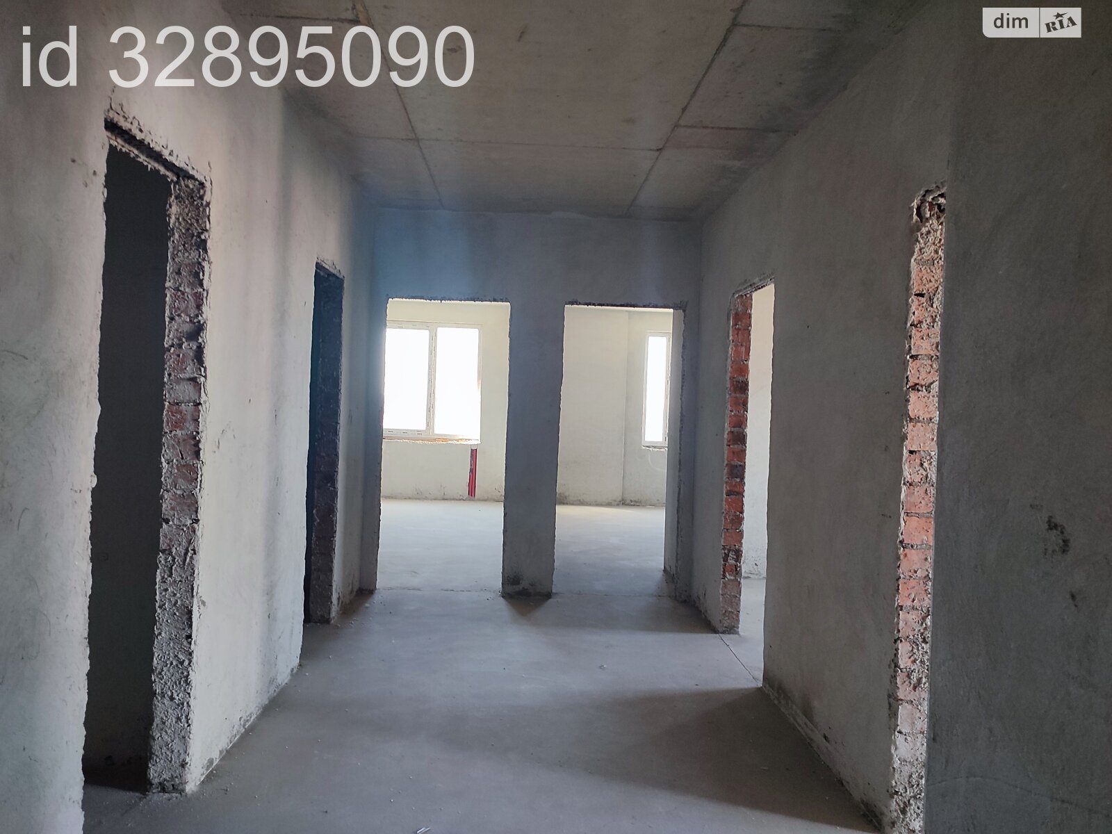 Продажа трехкомнатной квартиры в Львове, на ул. Бережанская, район Сыхов фото 1 Продажа трехкомнатной квартиры в Львове, на ул. Бережанская, район Сыхов фото 1