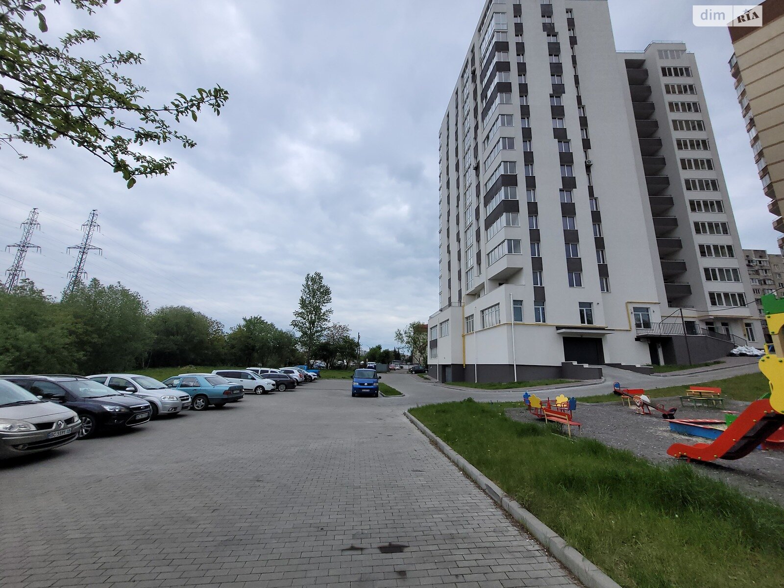 Продажа однокомнатной квартиры в Львове, на ул. Бережанская 56, район Сыхов фото 1 Продажа однокомнатной квартиры в Львове, на ул. Бережанская 56, район Сыхов фото 1