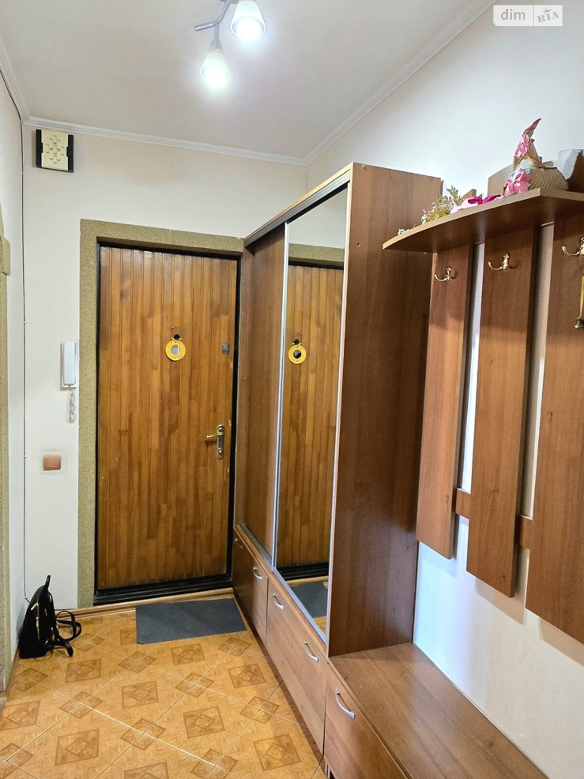 Продажа трехкомнатной квартиры в Львове, на ул. Довженко Александра 3, район Сыхов фото 1