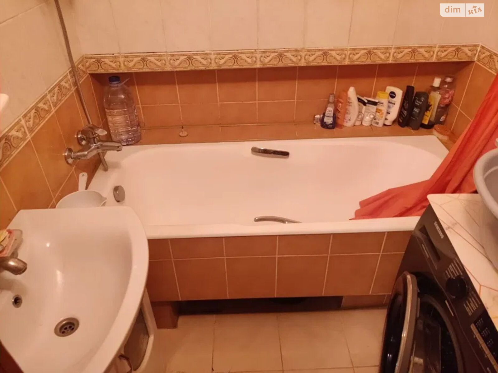 Продаж трикімнатної квартири в Львові, на вул. Довженка Олександра, район Сихів фото 1 Продаж трикімнатної квартири в Львові, на вул. Довженка Олександра, район Сихів фото 1