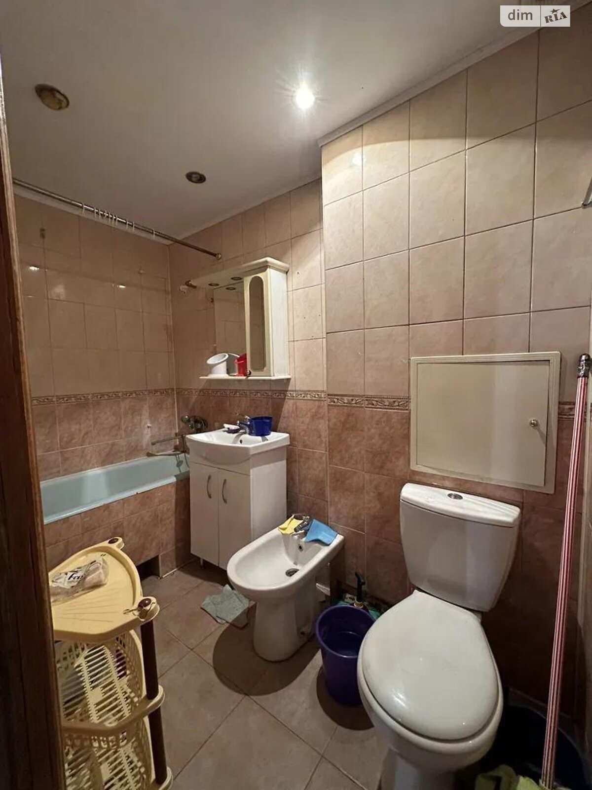 Продаж трикімнатної квартири в Львові, на вул. Кавалерідзе Івана, район Сихів фото 1 Продаж трикімнатної квартири в Львові, на вул. Кавалерідзе Івана, район Сихів фото 1