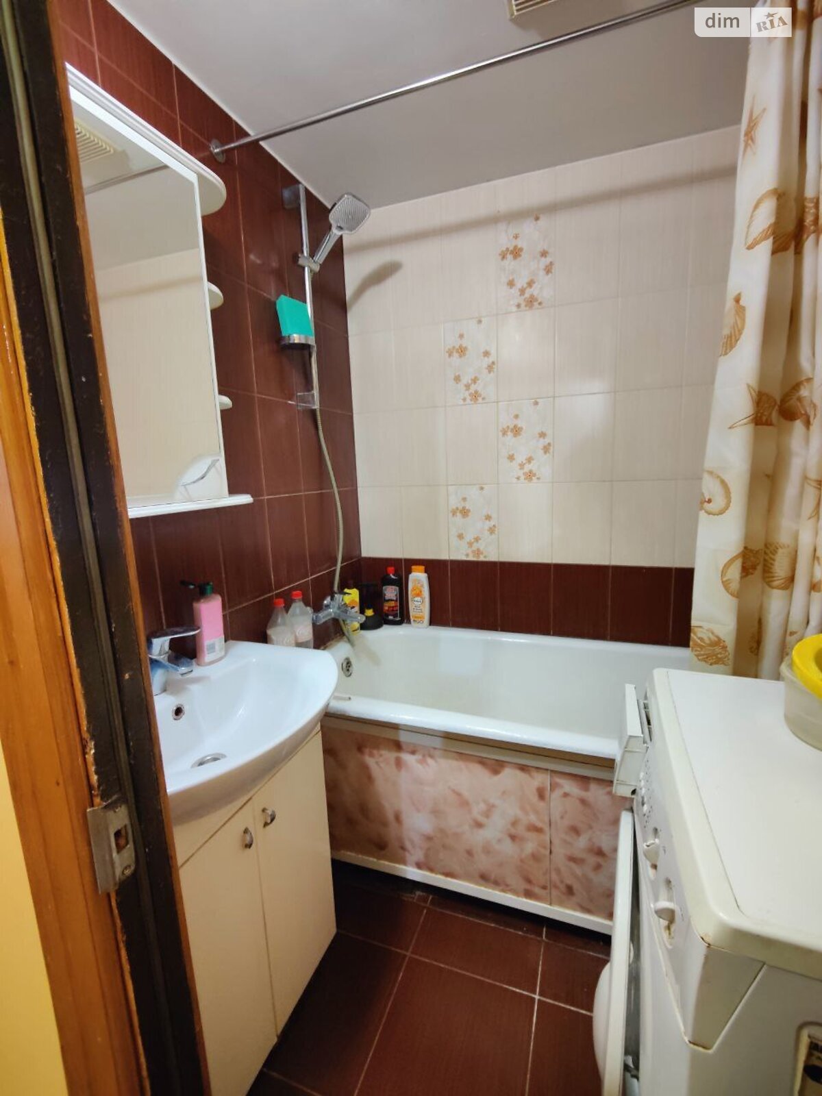 Продаж трикімнатної квартири в Львові, на вул. Кос-Анатольського, район Сихів фото 1 Продаж трикімнатної квартири в Львові, на вул. Кос-Анатольського, район Сихів фото 1