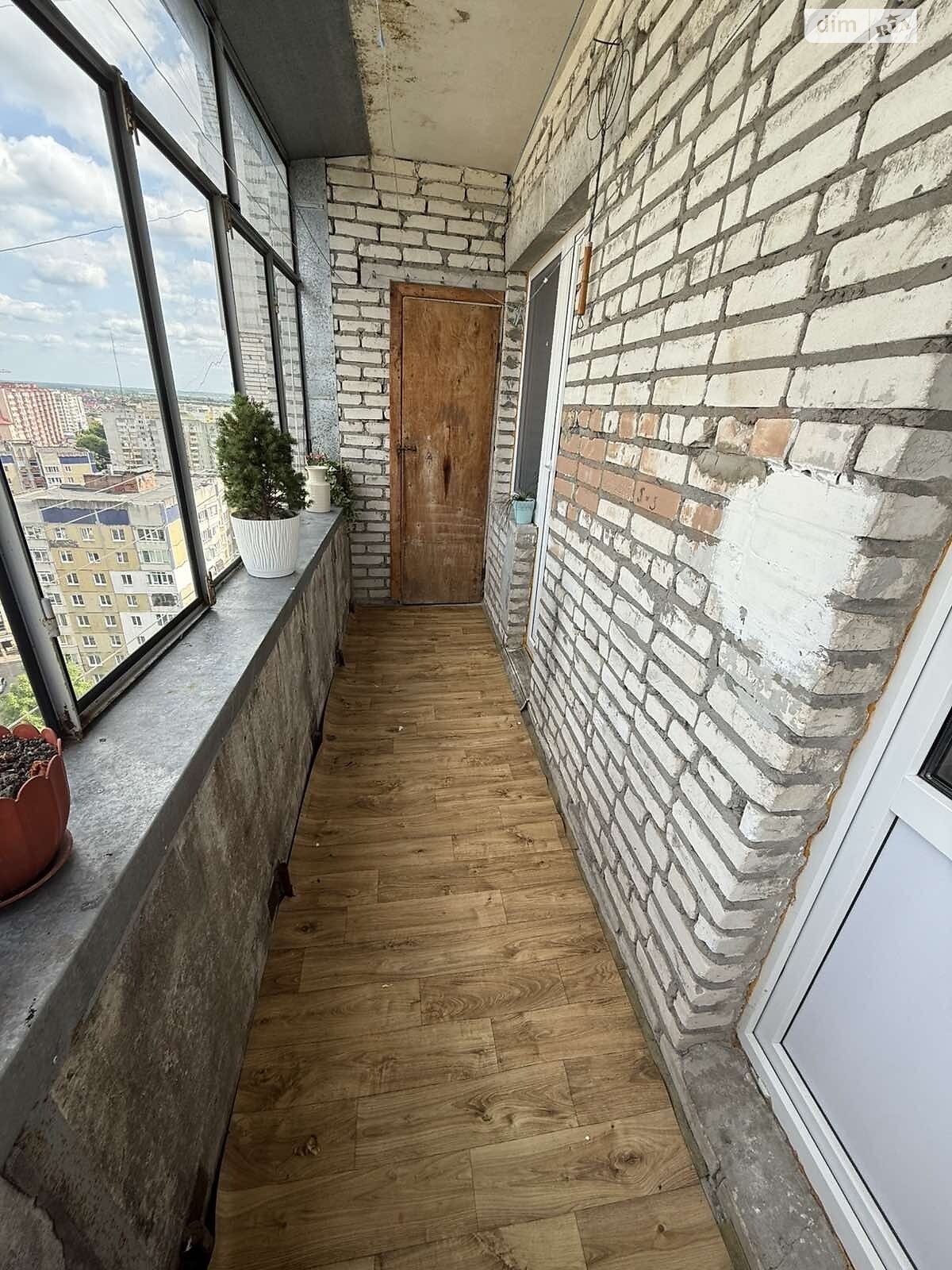 Продаж трикімнатної квартири в Львові, на вул. Кос-Анатольського, район Сихів фото 1 Продаж трикімнатної квартири в Львові, на вул. Кос-Анатольського, район Сихів фото 1