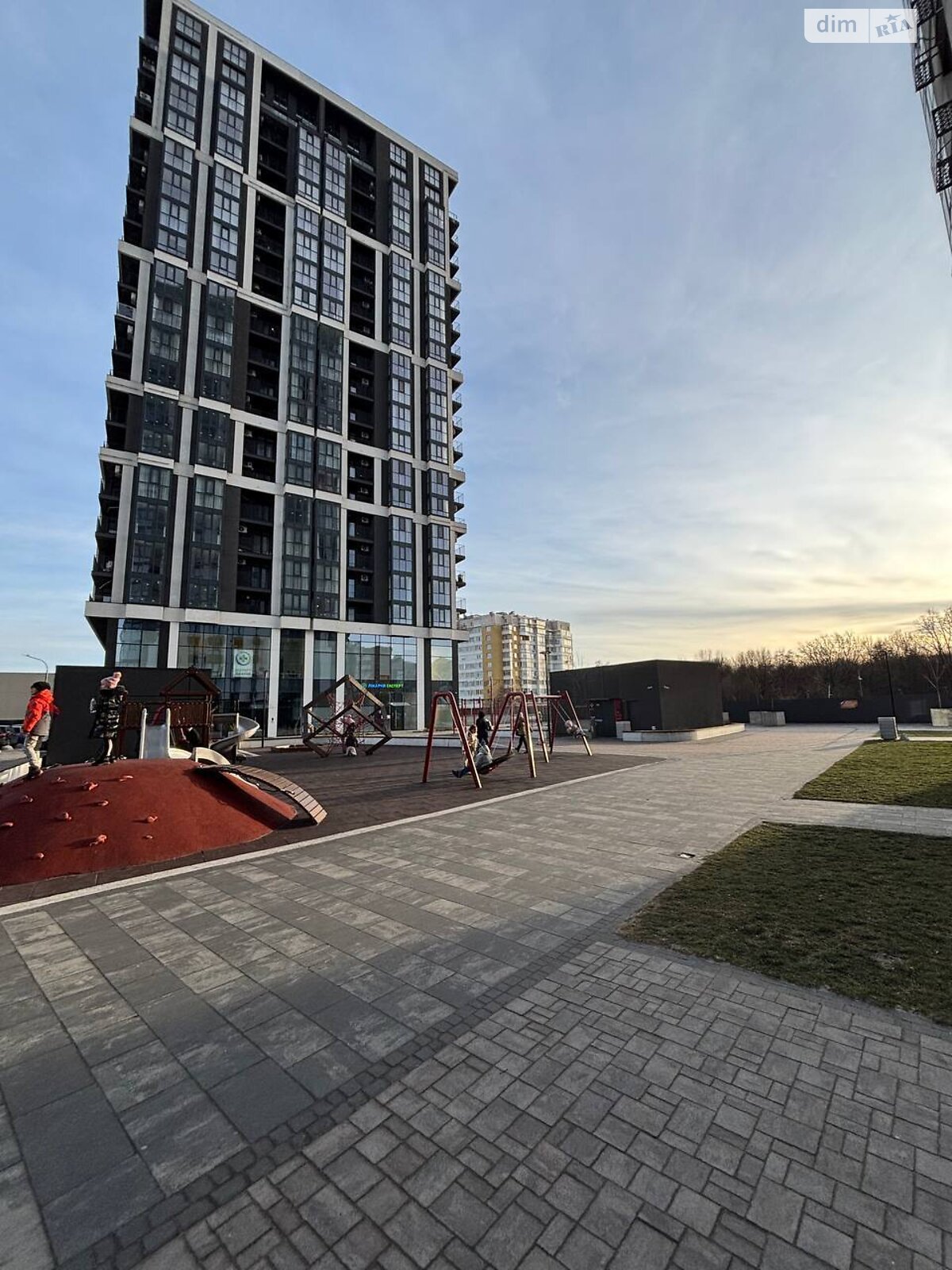 Продаж двокімнатної квартири в Львові, на просп. Червоної Калини 56, район Сихів фото 1 Продаж двокімнатної квартири в Львові, на просп. Червоної Калини 56, район Сихів фото 1