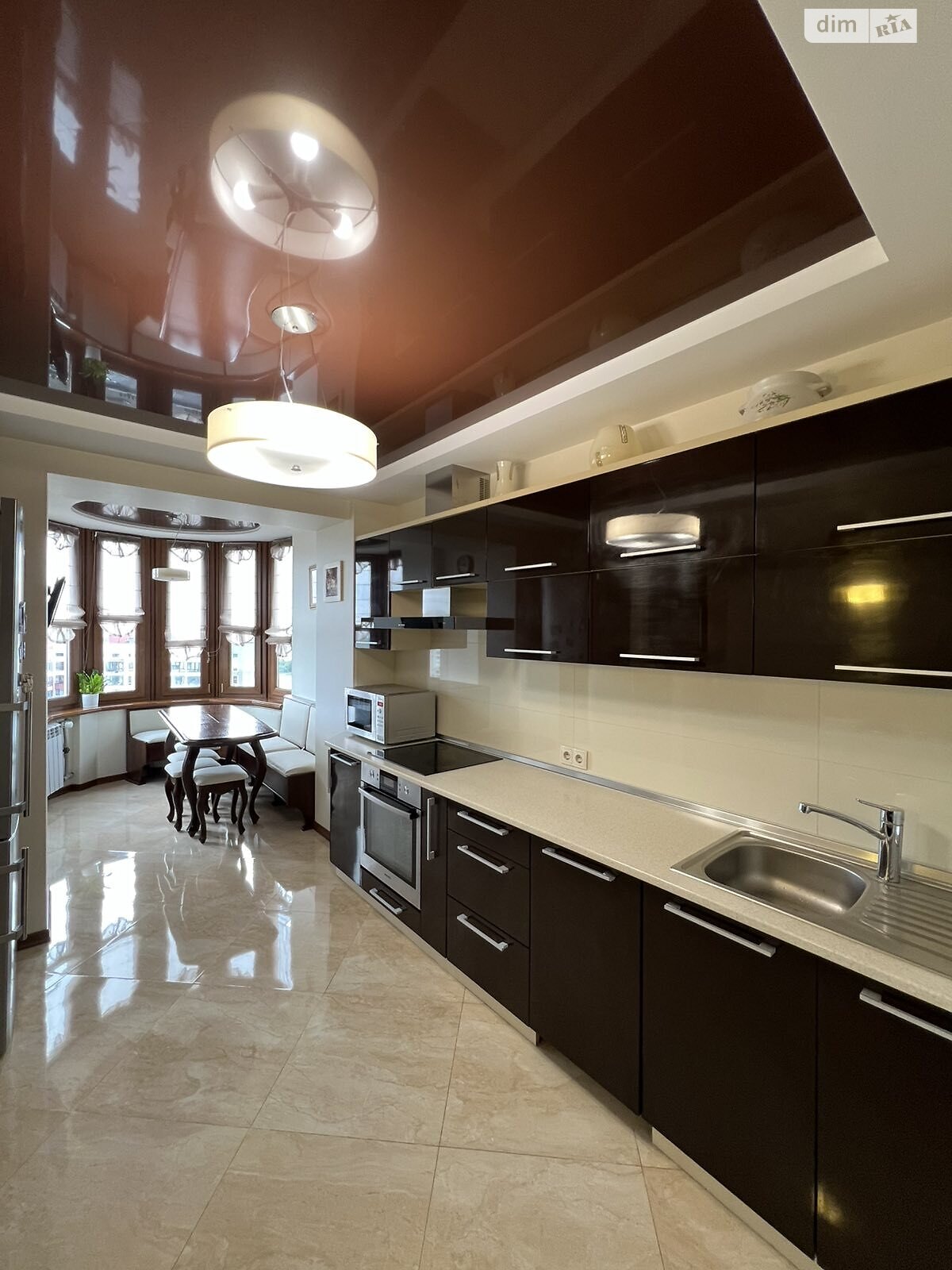 Продажа трехкомнатной квартиры в Львове, на просп. Красной Калины 49, район Сыхов фото 1 Продажа трехкомнатной квартиры в Львове, на просп. Красной Калины 49, район Сыхов фото 1