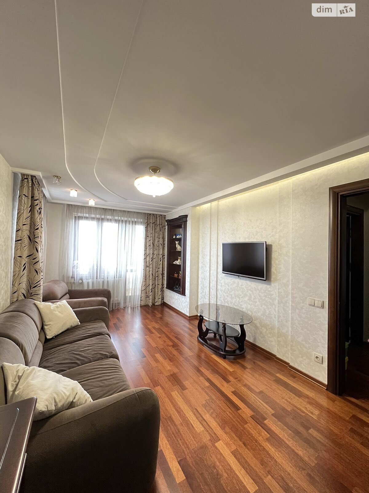 Продажа трехкомнатной квартиры в Львове, на просп. Красной Калины 49, район Сыхов фото 1 Продажа трехкомнатной квартиры в Львове, на просп. Красной Калины 49, район Сыхов фото 1