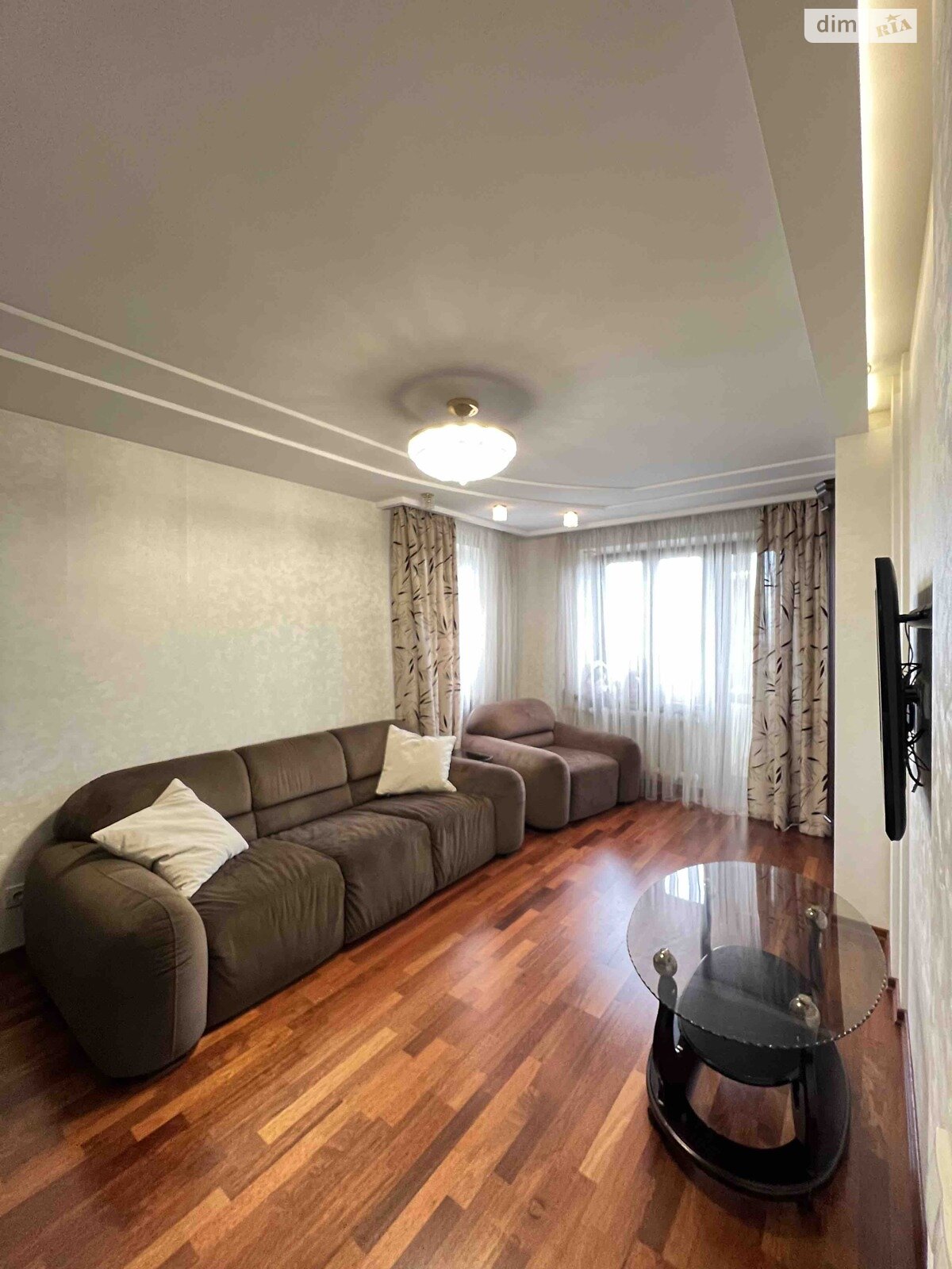 Продажа трехкомнатной квартиры в Львове, на просп. Красной Калины 49, район Сыхов фото 1 Продажа трехкомнатной квартиры в Львове, на просп. Красной Калины 49, район Сыхов фото 1