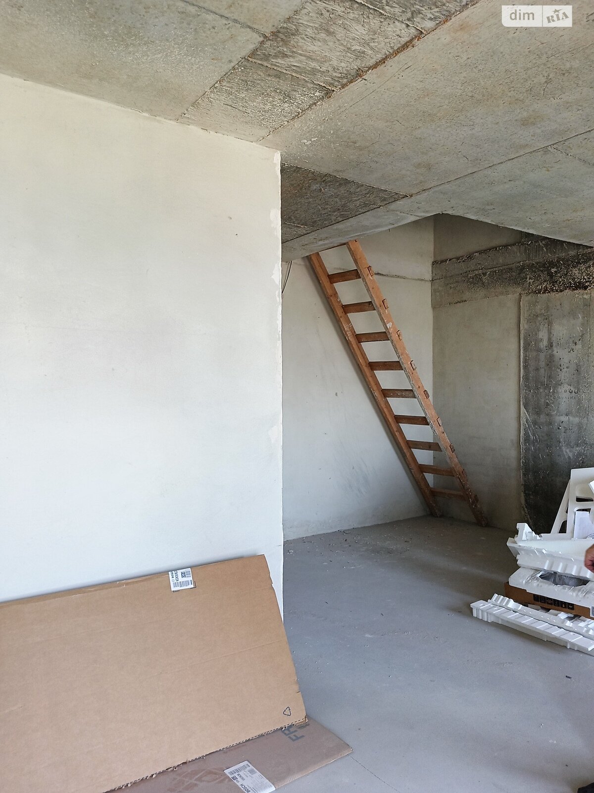 Продажа трехкомнатной квартиры в Львове, на ул. Манастырского 4, район Сыхов фото 1 Продажа трехкомнатной квартиры в Львове, на ул. Манастырского 4, район Сыхов фото 1