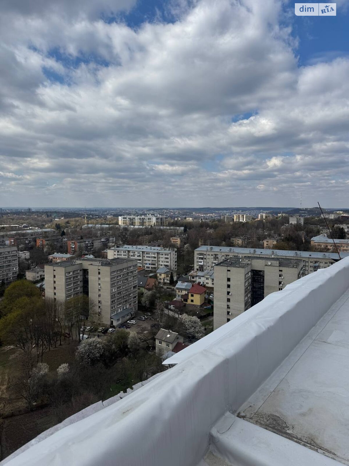Продажа трехкомнатной квартиры в Львове, на ул. Раковского 24А, район Сыхов фото 1 Продажа трехкомнатной квартиры в Львове, на ул. Раковского 24А, район Сыхов фото 1